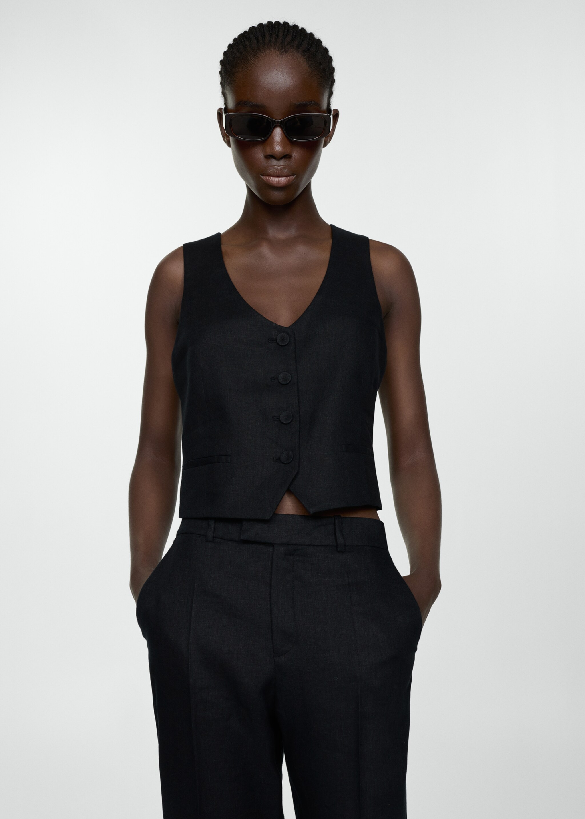 Linen suit trousers - Details of the article 1, Black. Ref: 67097111-00.
