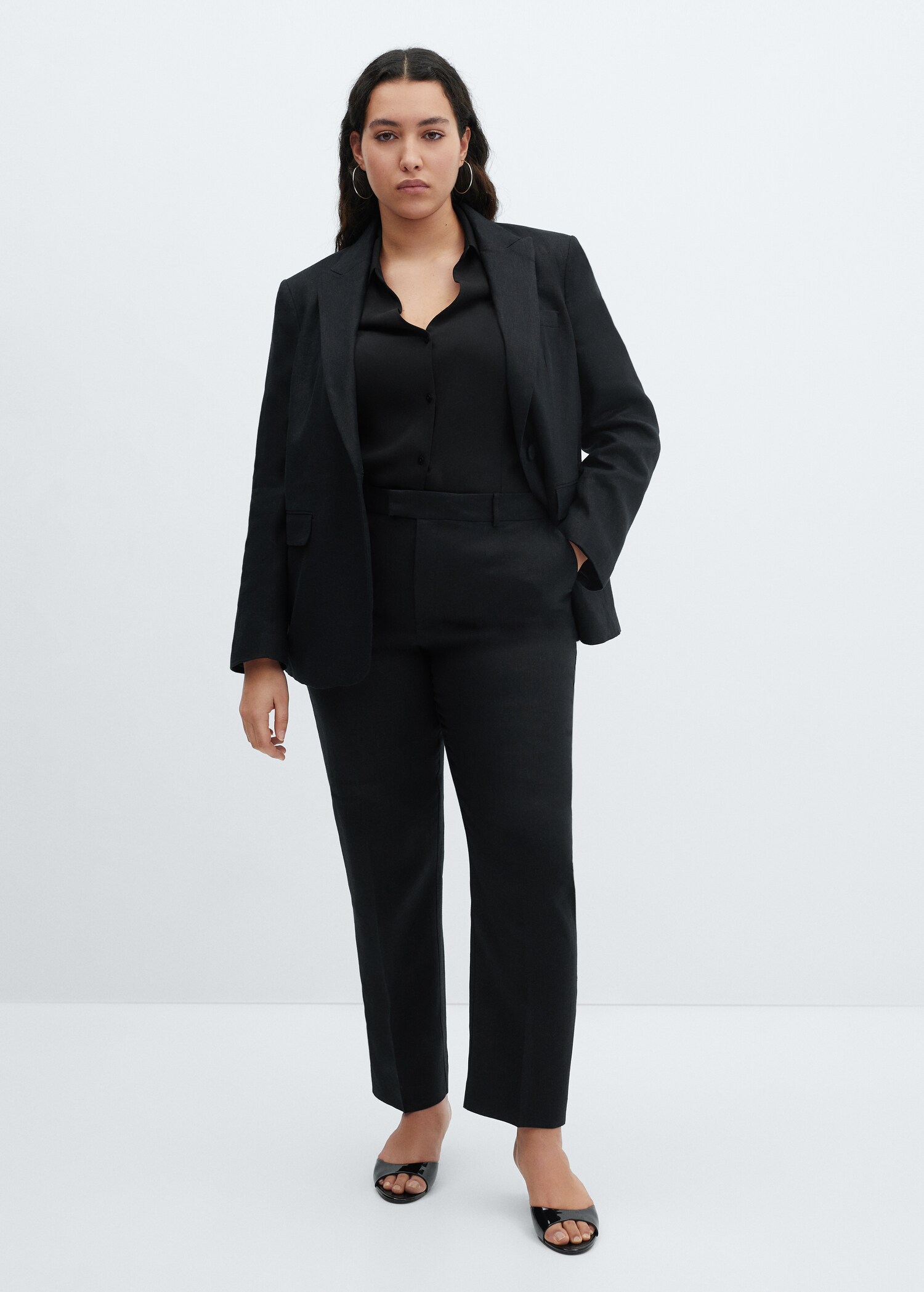 Linen suit trousers - Details of the article 3