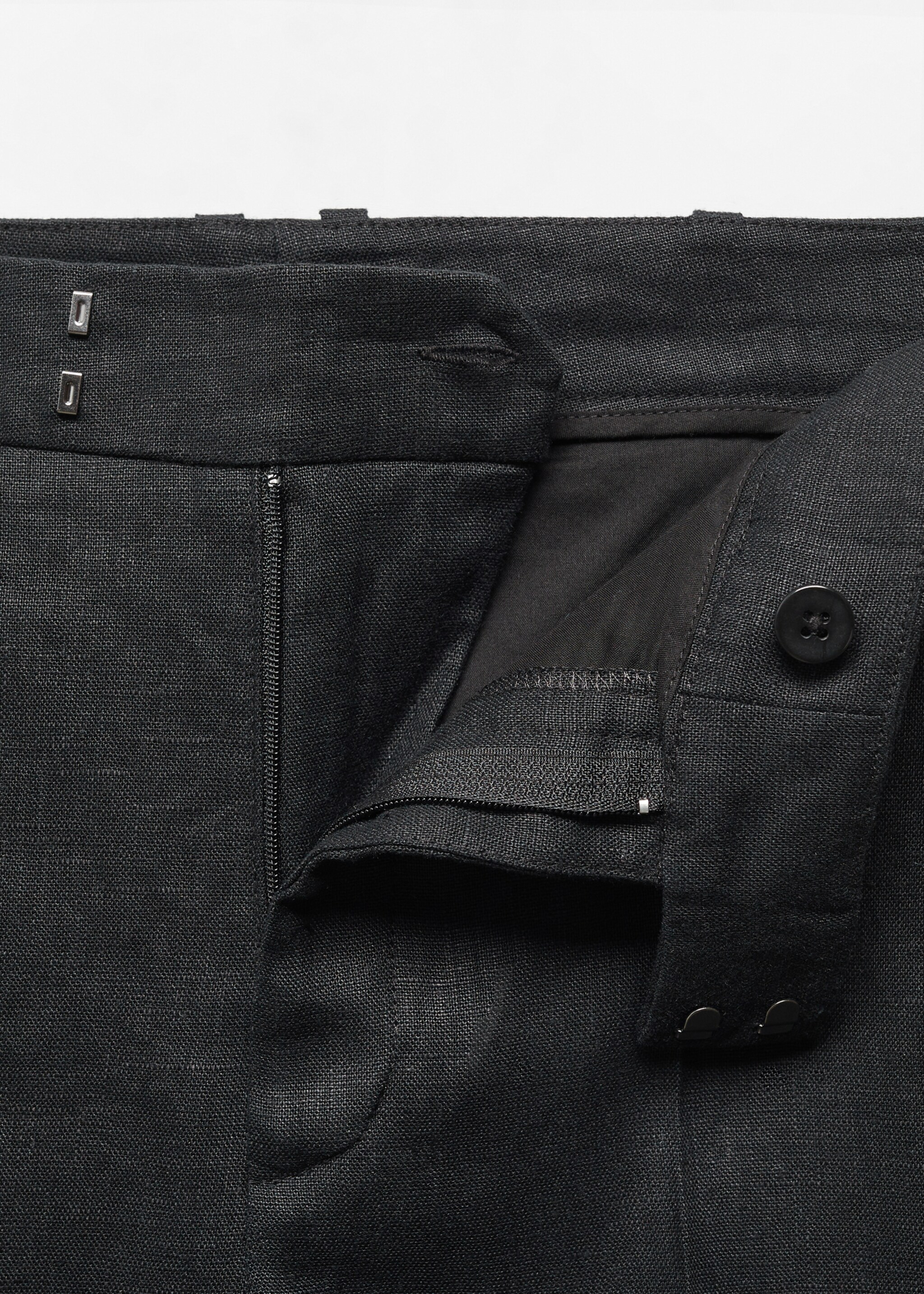 Linen suit trousers - Details of the article 8, Black. Ref: 67097111-00.