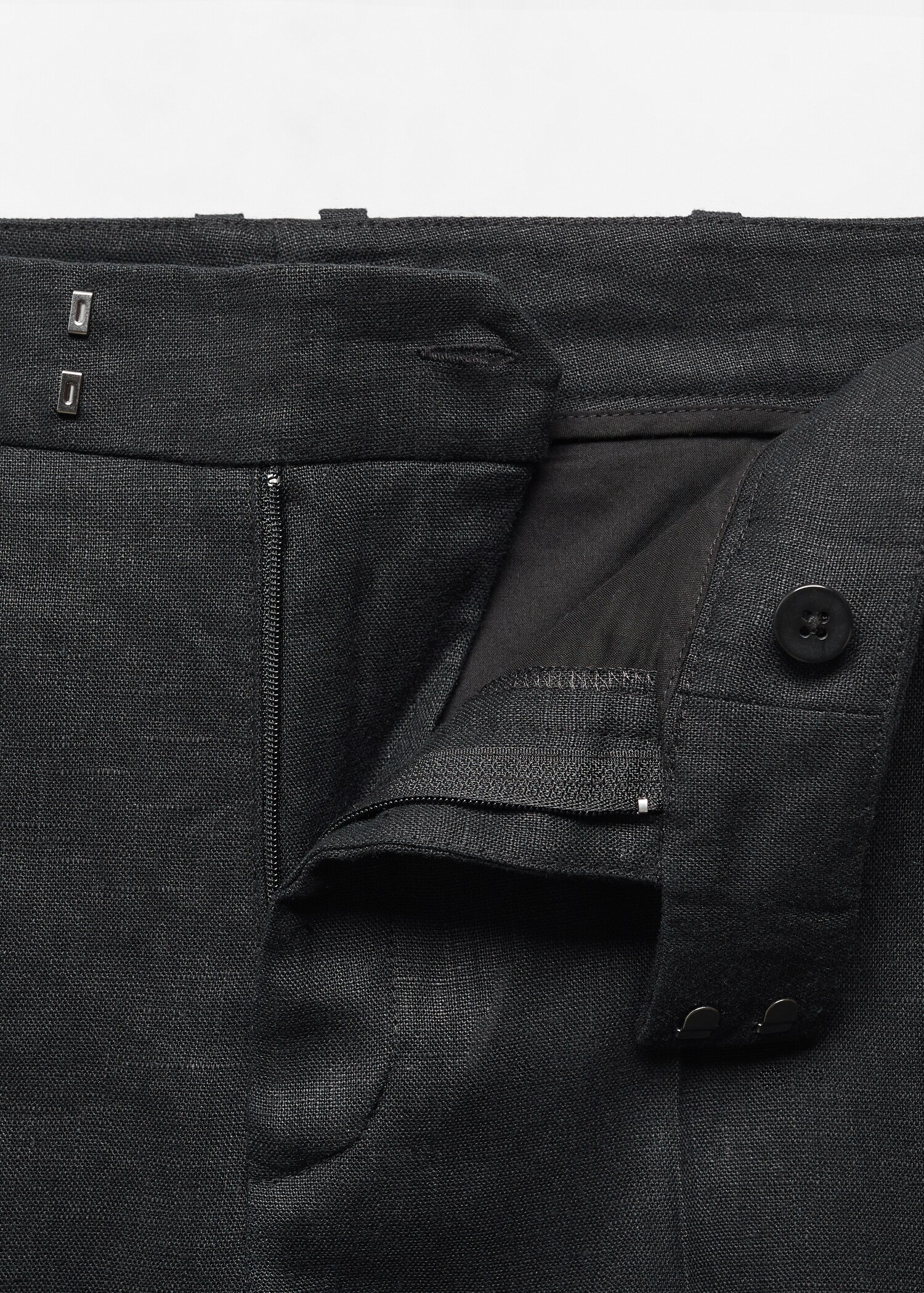Linen suit trousers - Details of the article 8