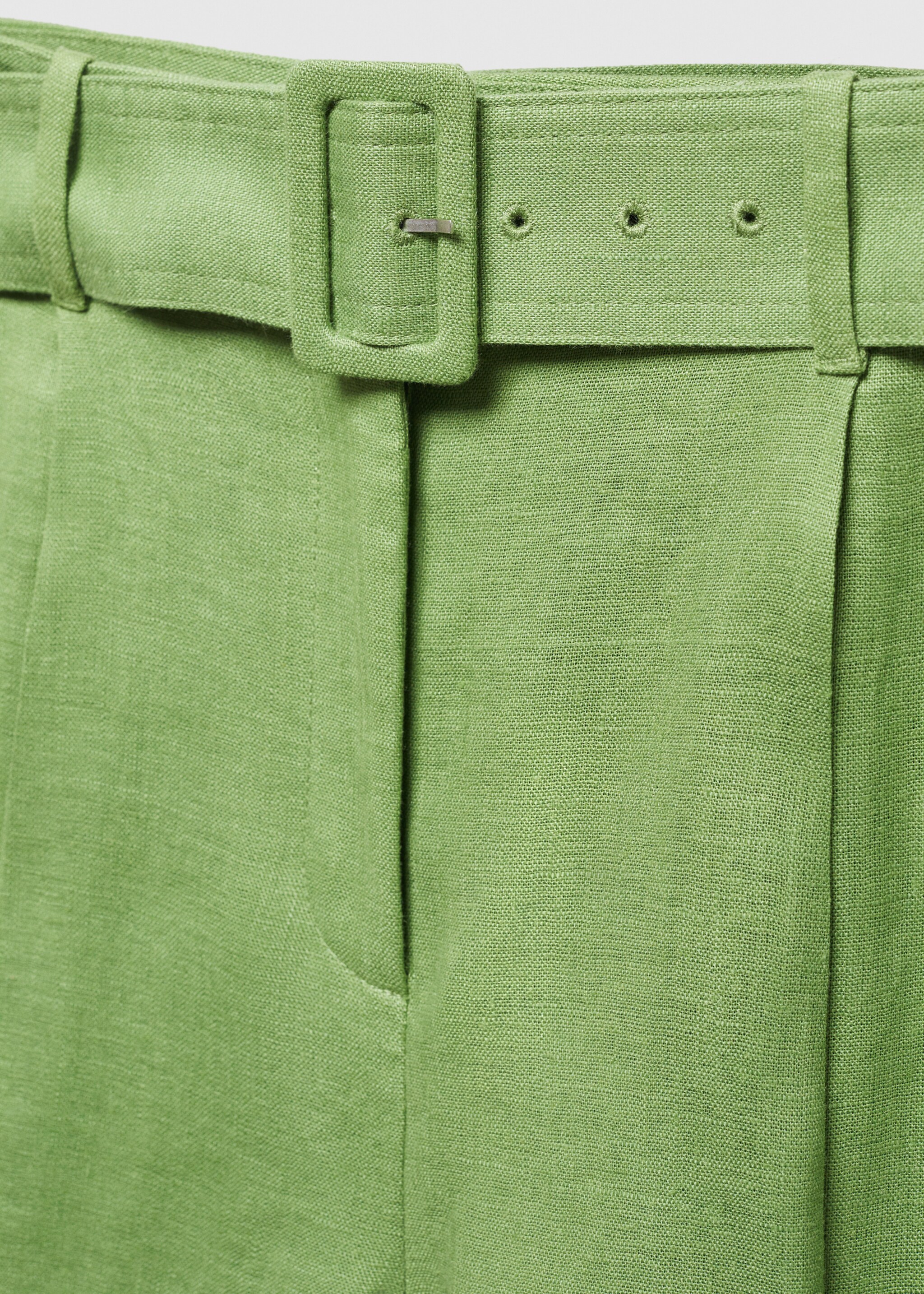 Belt linen-blend Bermuda shorts - Details of the article 8, Green. Ref: 67097112-00.