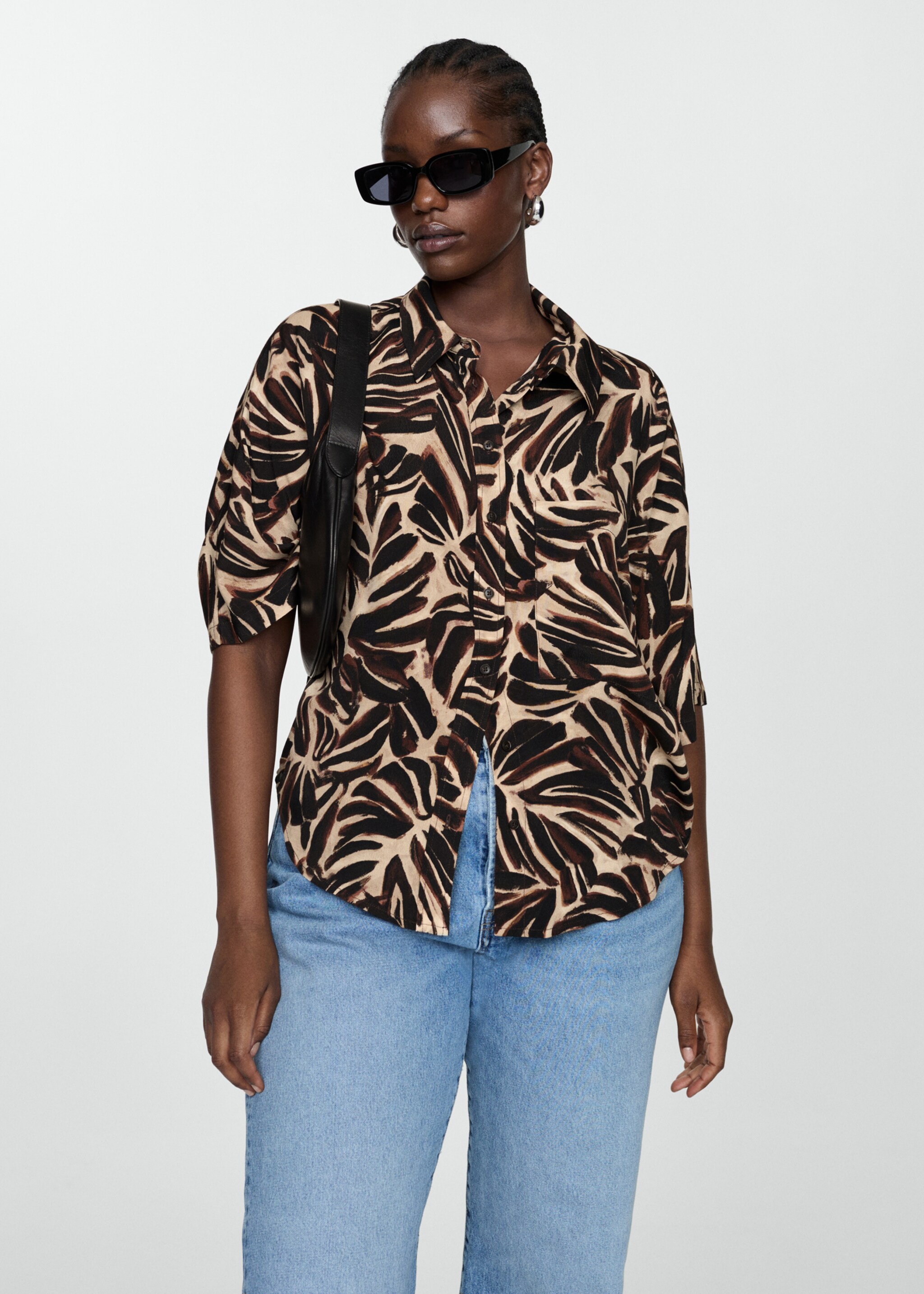Flowy printed shirt - Details of the article 4