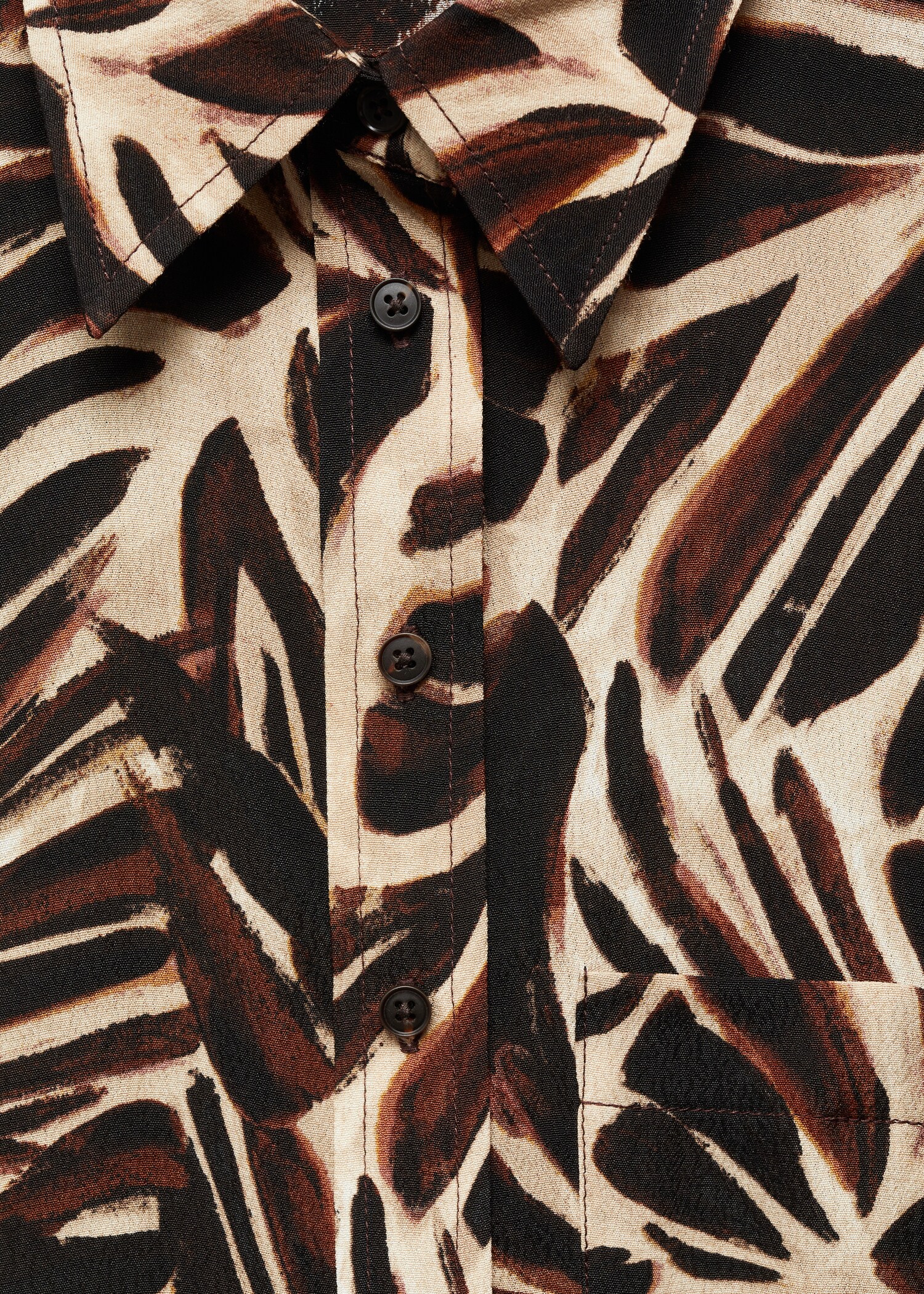 Flowy printed shirt - Details of the article 8