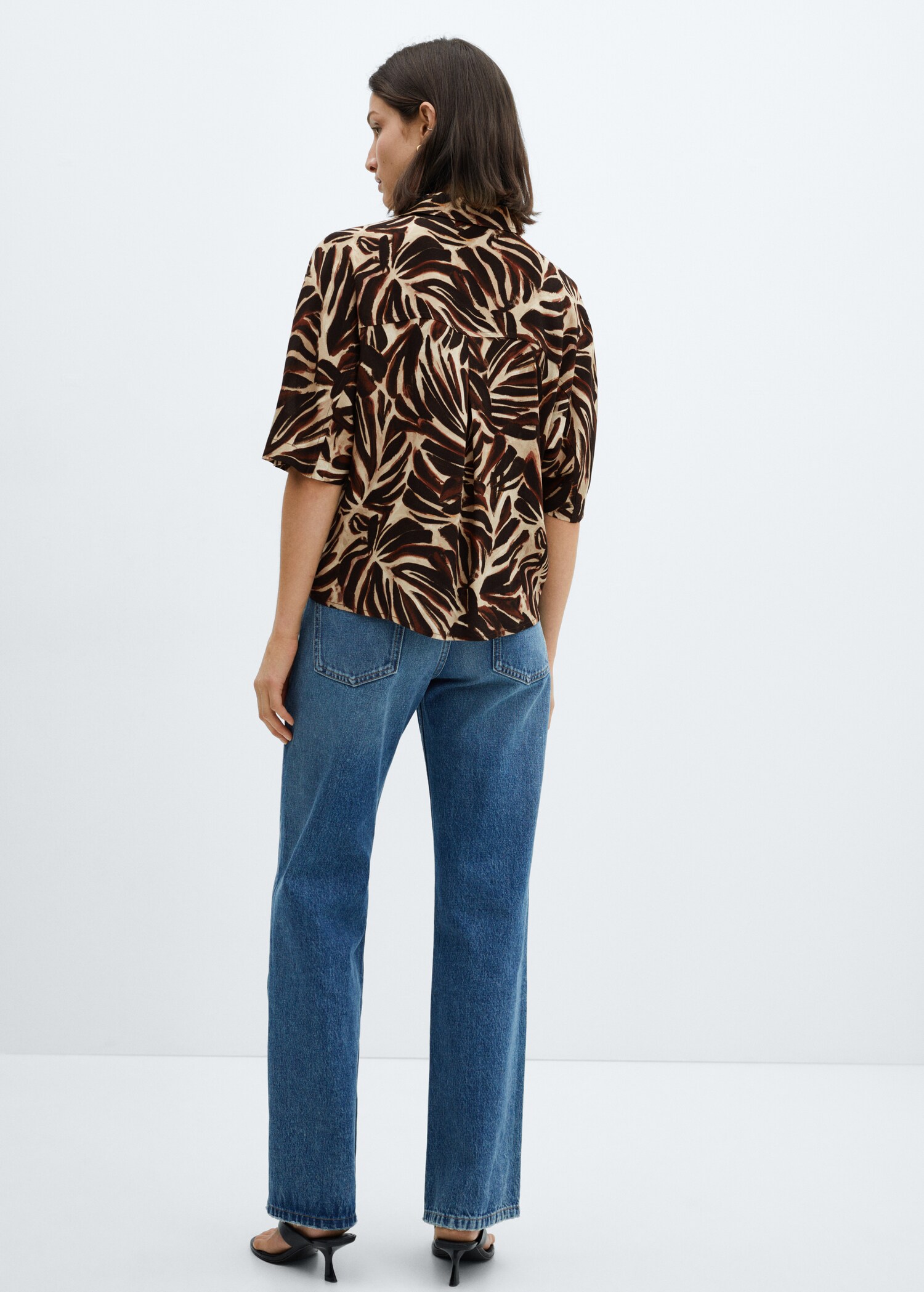 Flowy printed shirt - Reverse of the article