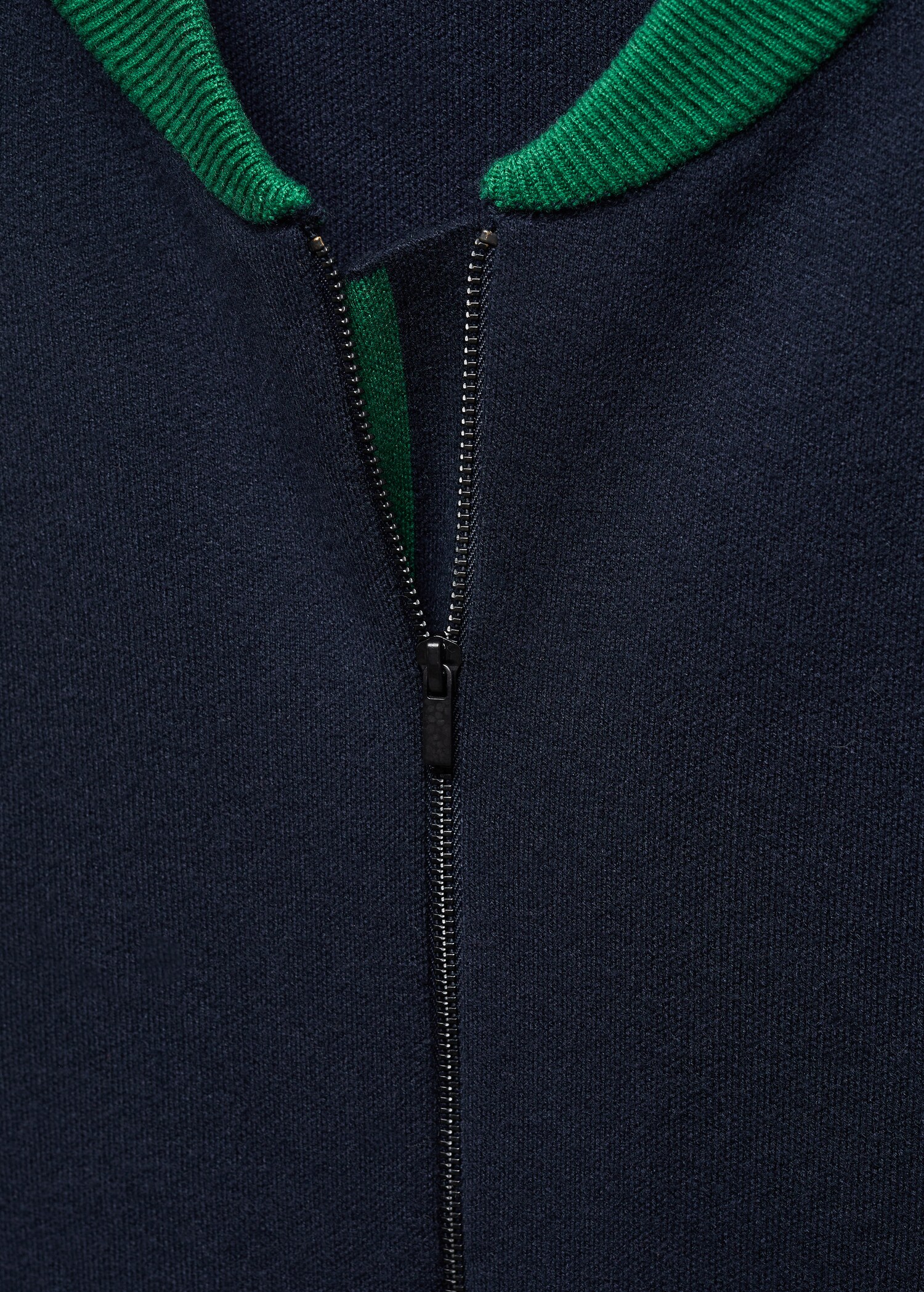 Veste maille liserés contrastants - Détail de l'article 8