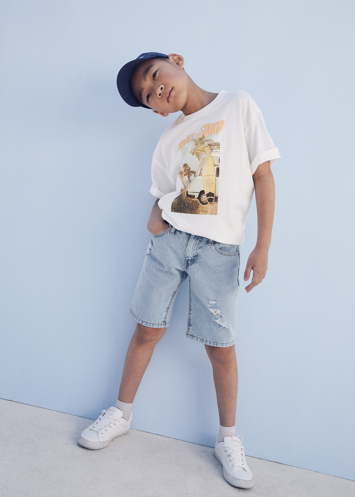 Jeans-Bermudashorts mit Zierrissen - Detail des Artikels 5