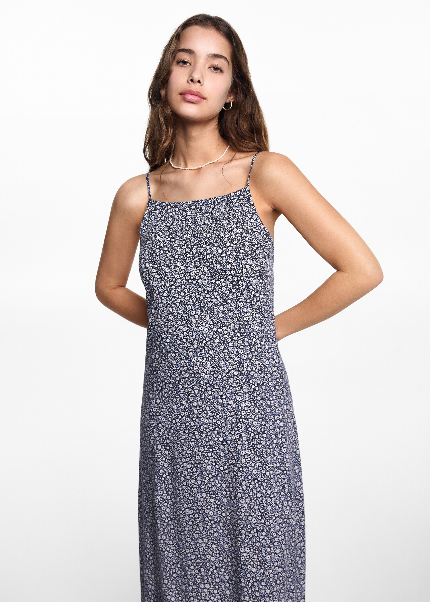 Vestido estampado floral - Plano medio