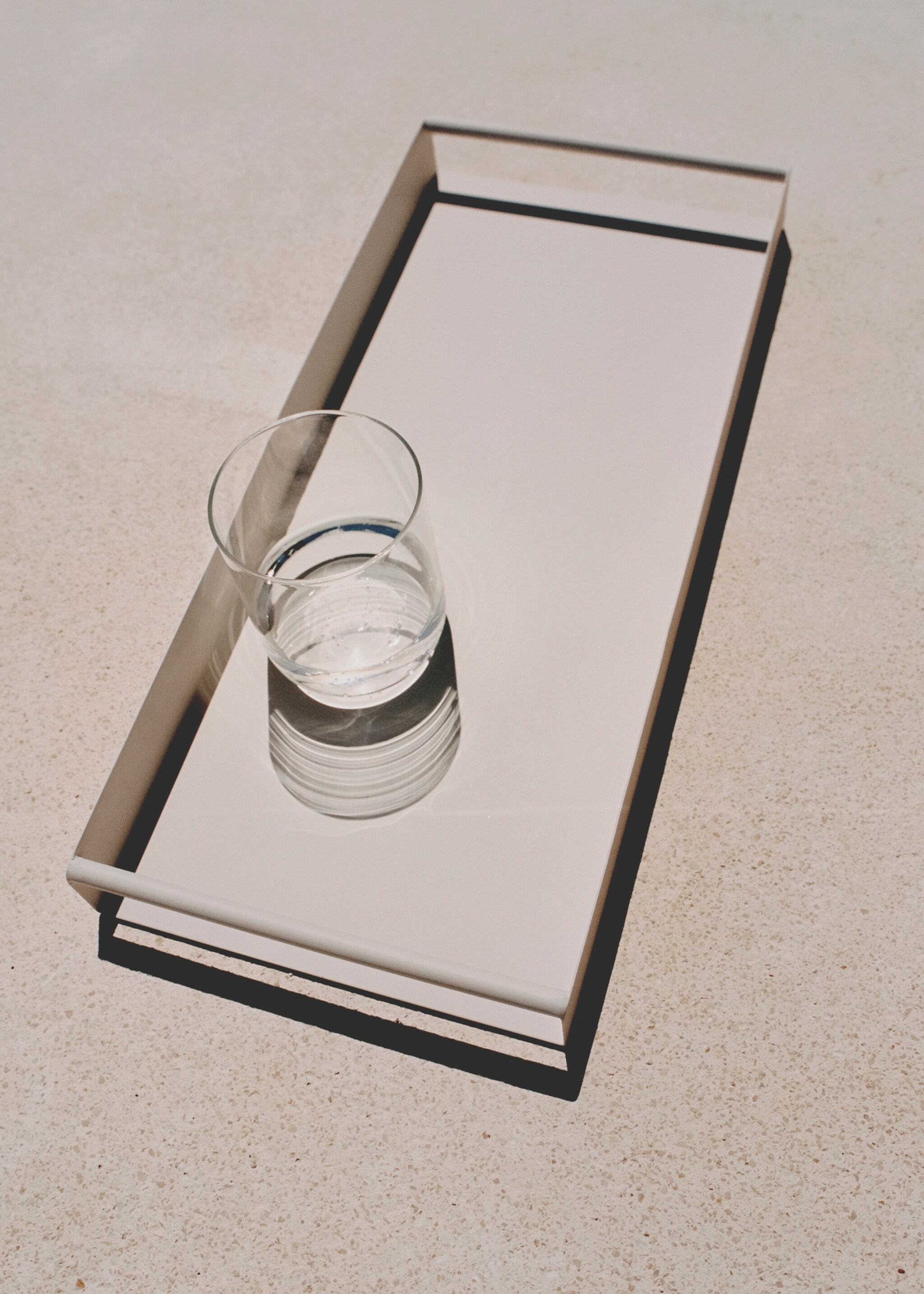 Rectangular metal tray 46x20cm - Details of the article 6, White. Ref: 67098641-00.