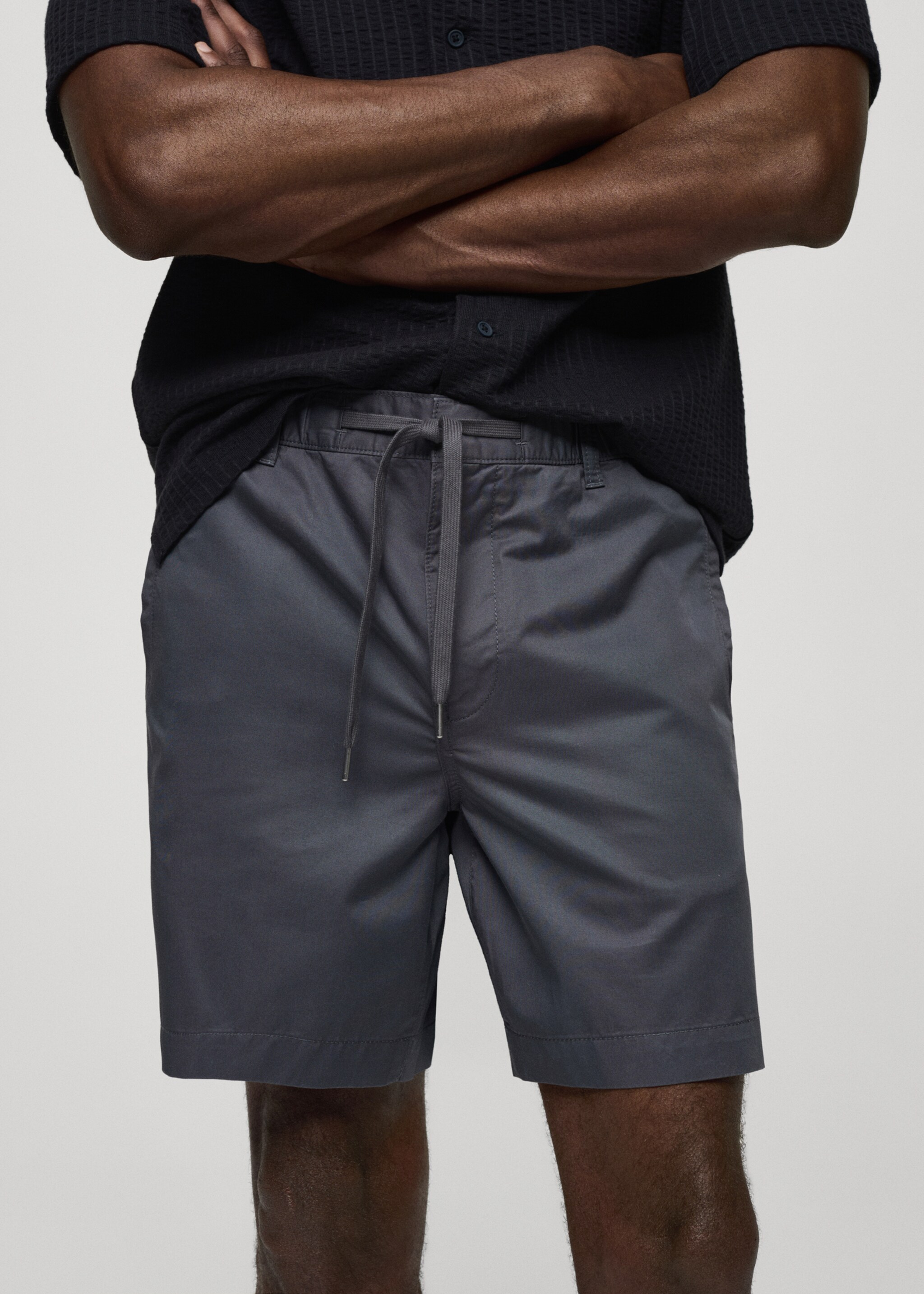 100% cotton bermuda shorts with drawstring - Details of the article 1