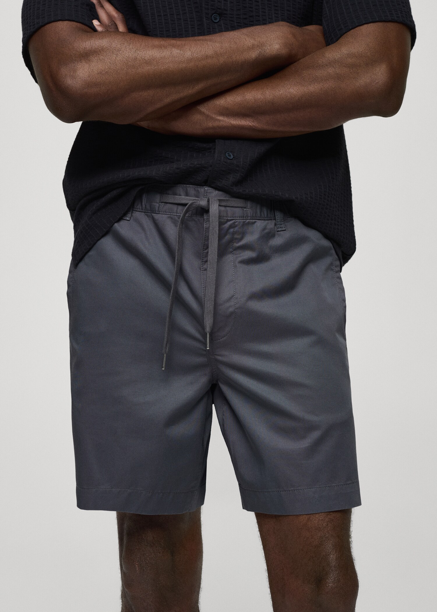 100% cotton bermuda shorts with drawstring - Details of the article 1