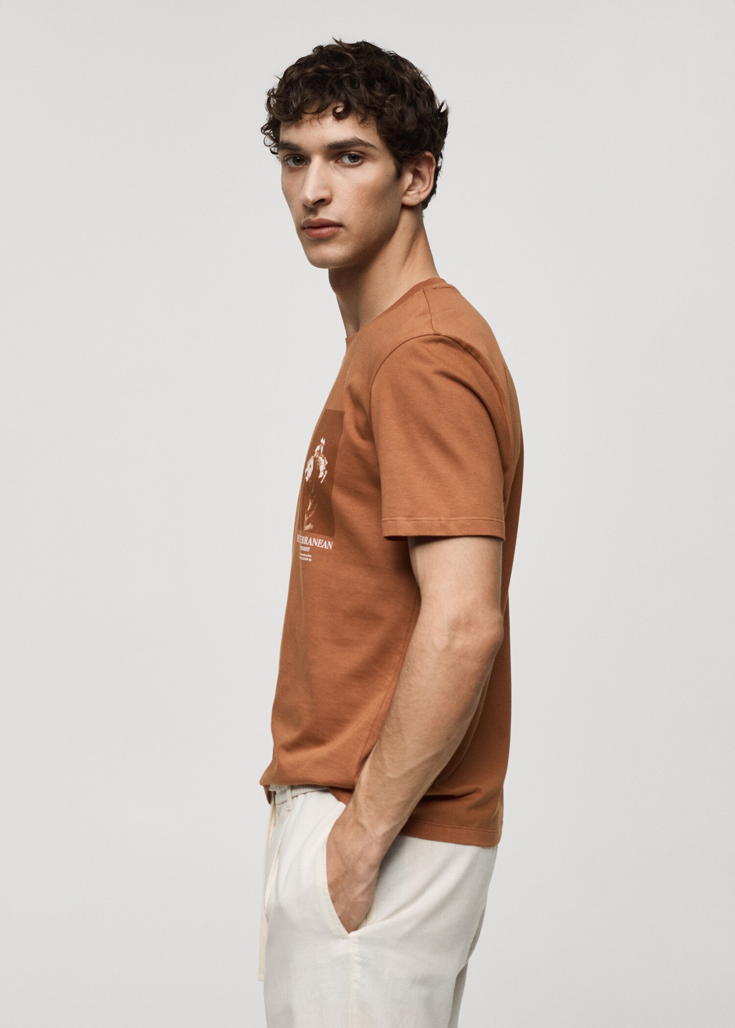 Slim-fit 100% printed cotton t-shirt - Details of the article 2