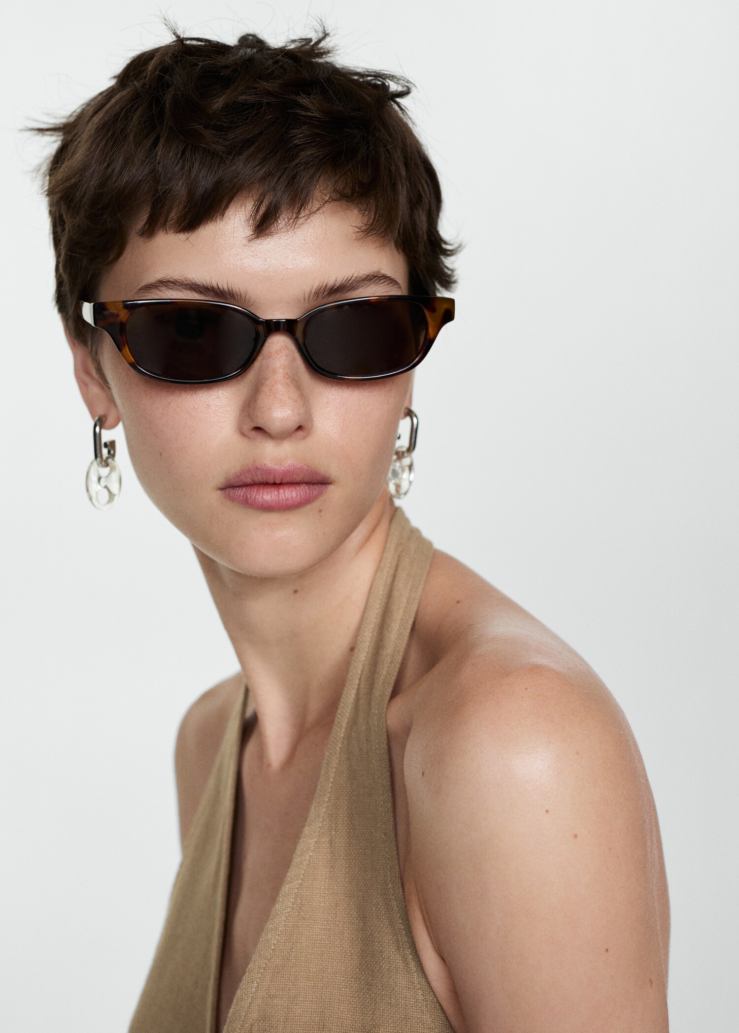 Pocket halter-neck top - Details of the article 1