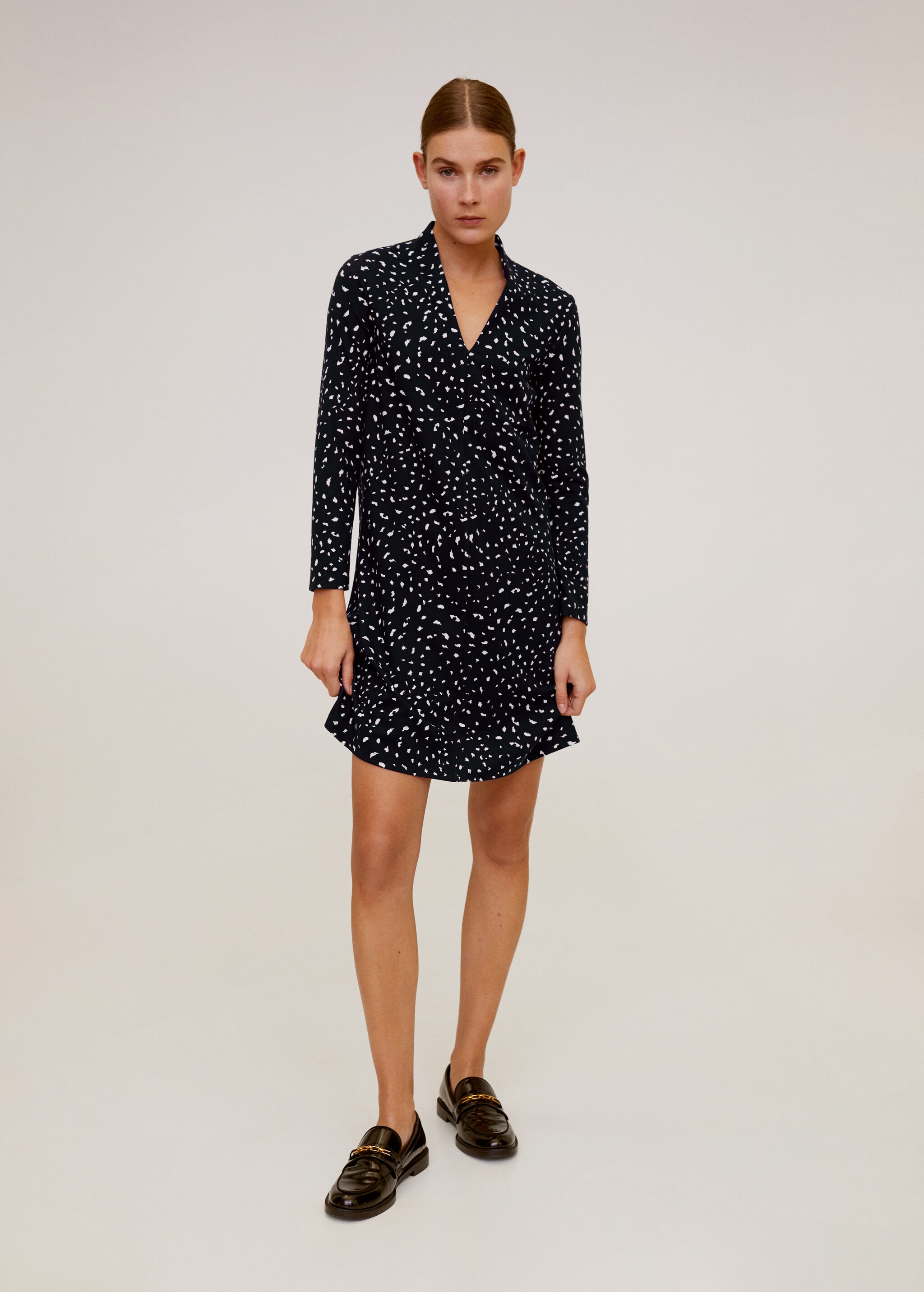 Vestido estampado corto  - Plano general