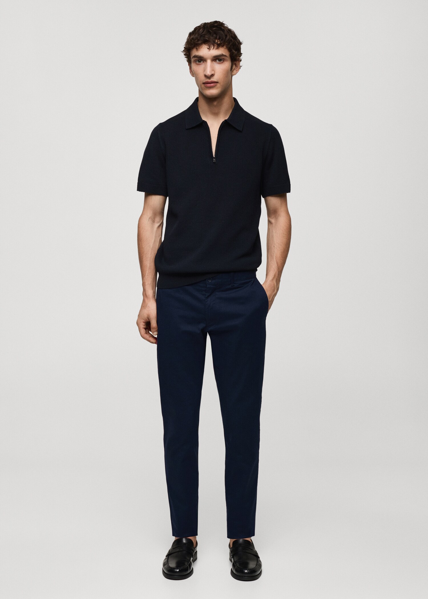 Pantalons xinesos slim fit sarja - Pla general