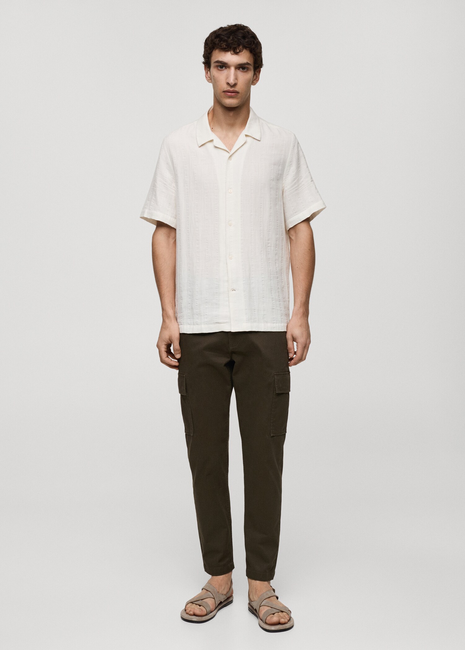 Slim-fit cotton cargo trousers - General plane