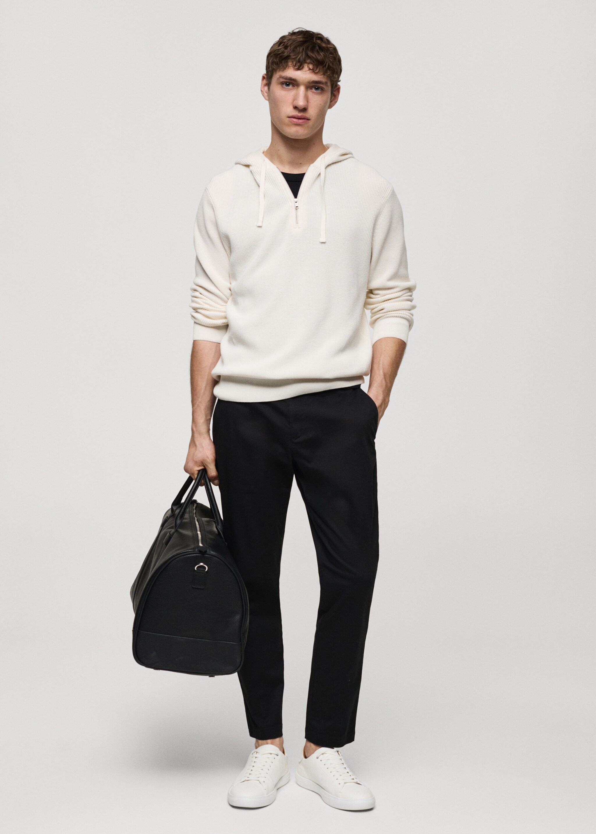 Pantalon coton tapered crop - Plan général, Noir. Ref: 67000637-00.