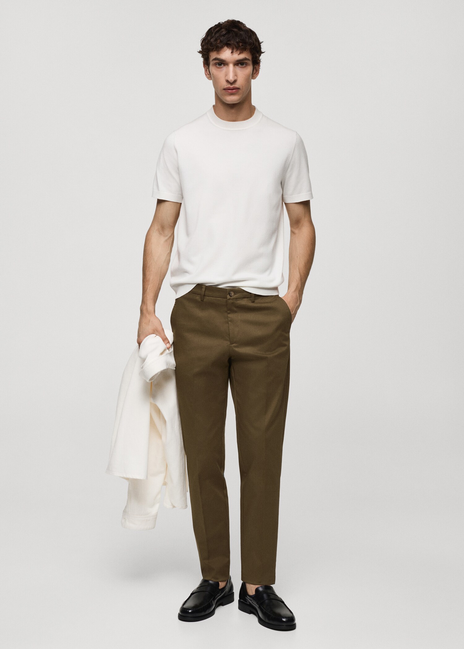 Slim fit chino trousers - General plane