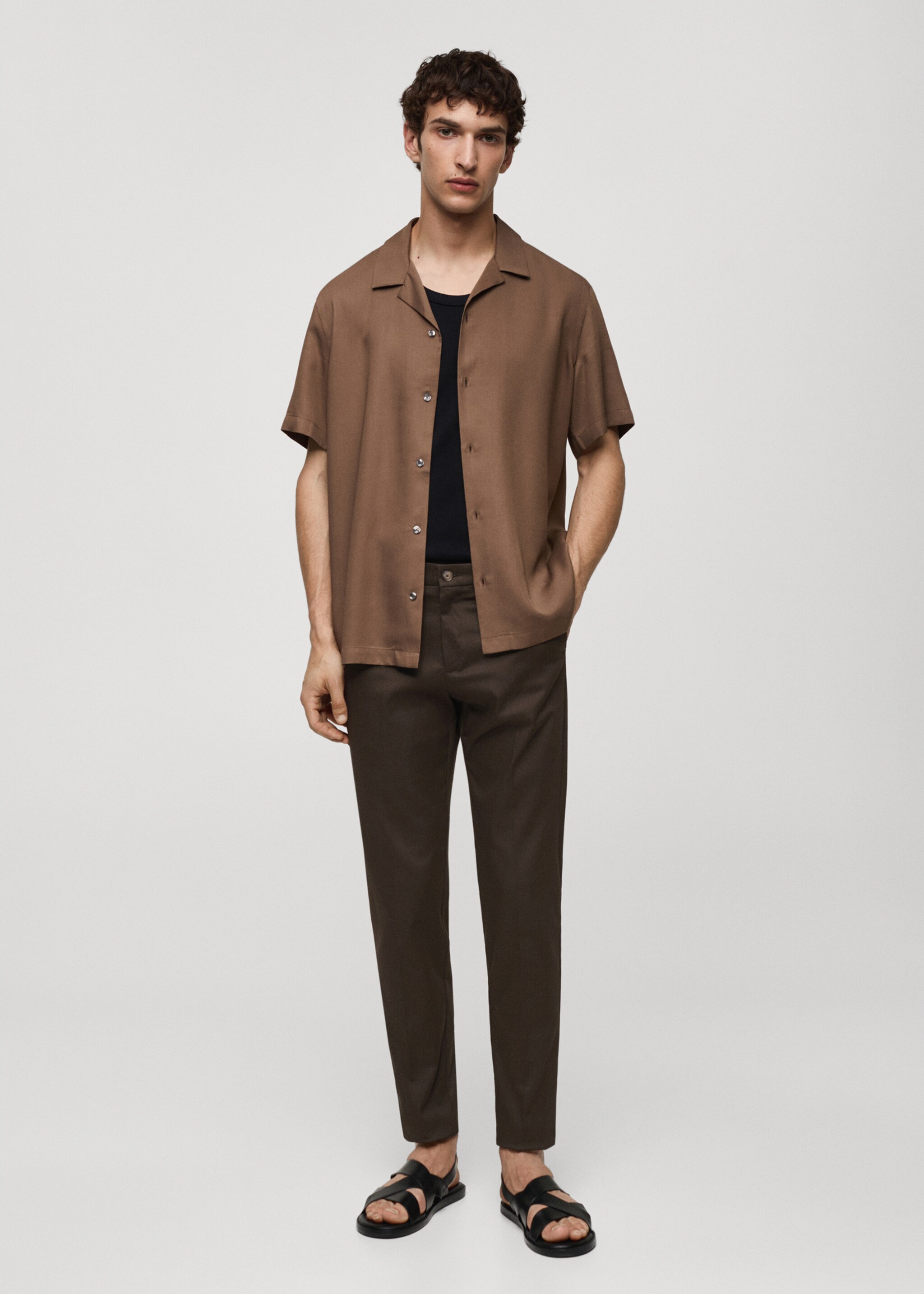 Slim fit chino trousers - General plane, Chocolate. Ref: 67000657-00.