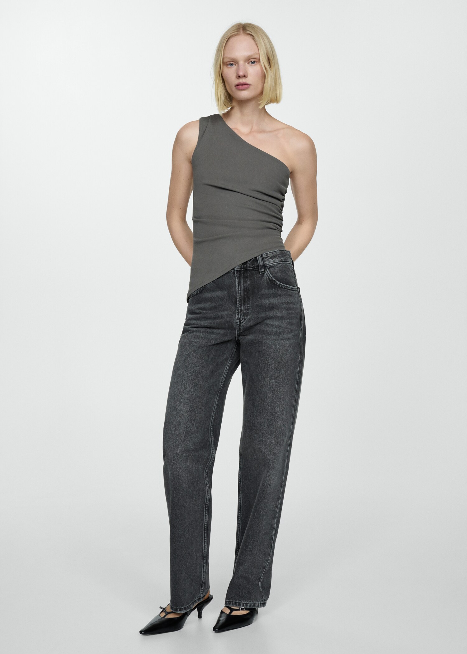 Mid-rise straight jeans - General plane