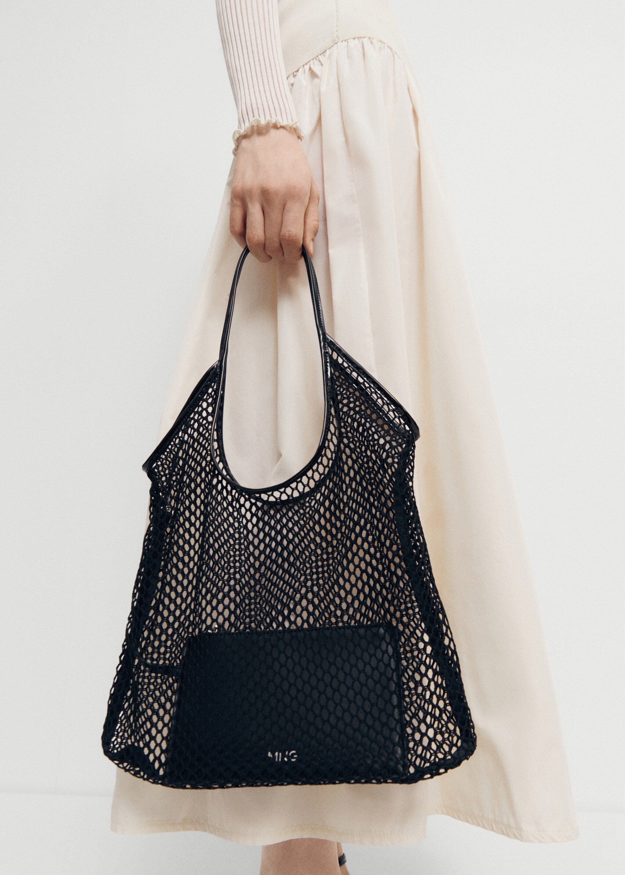 Mesh pattern shopper bag - General plane