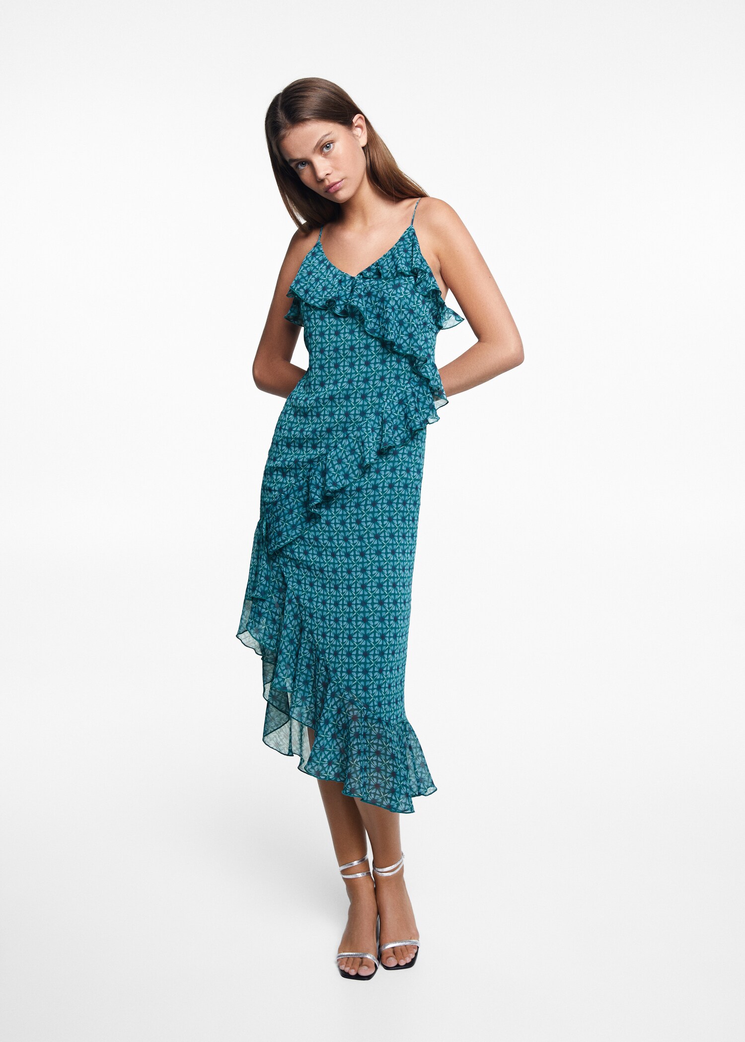 Asymmetrical ruffled-hem dress - General plane