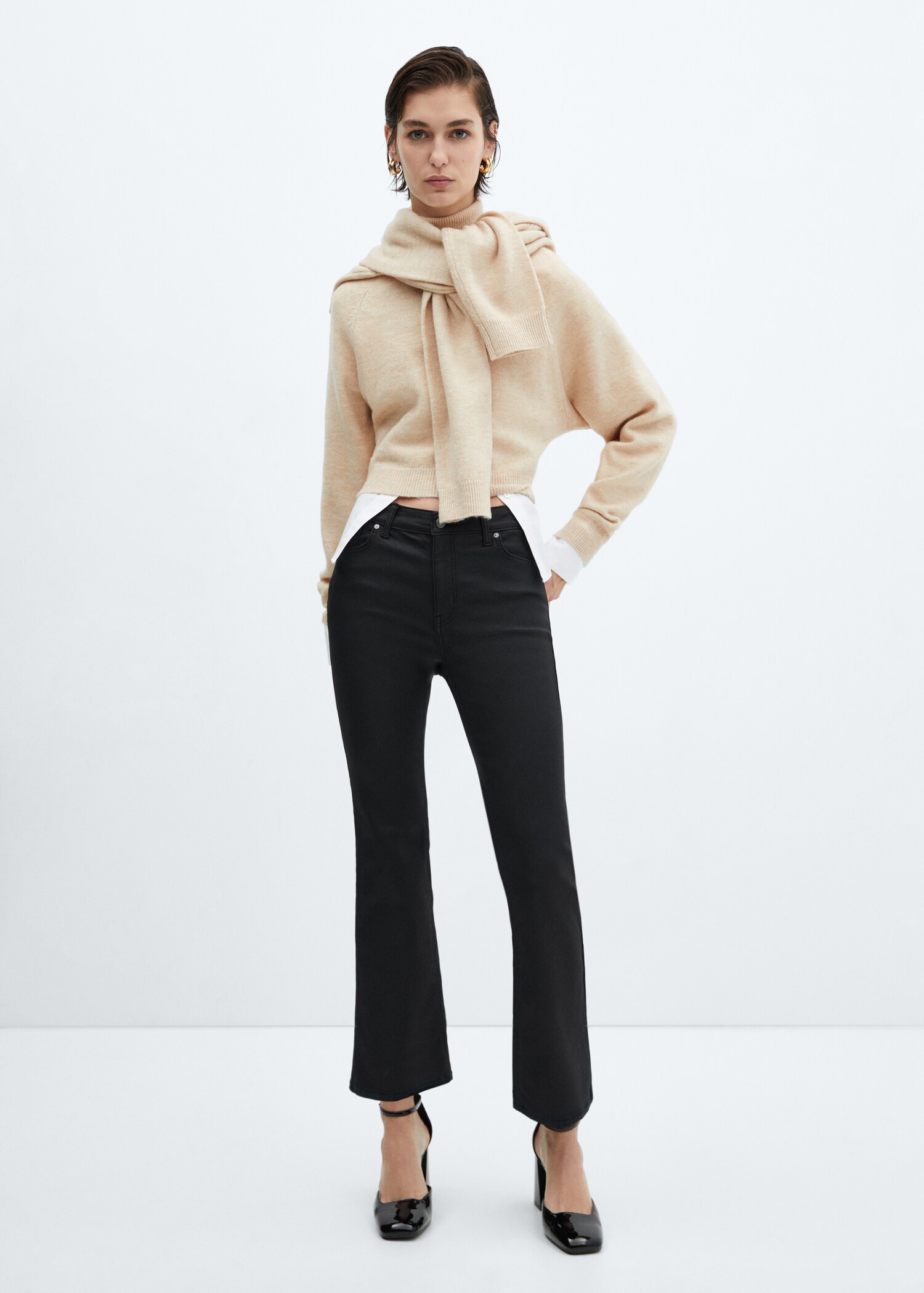 Blugi flare cropped cerați Sienna - Plan general