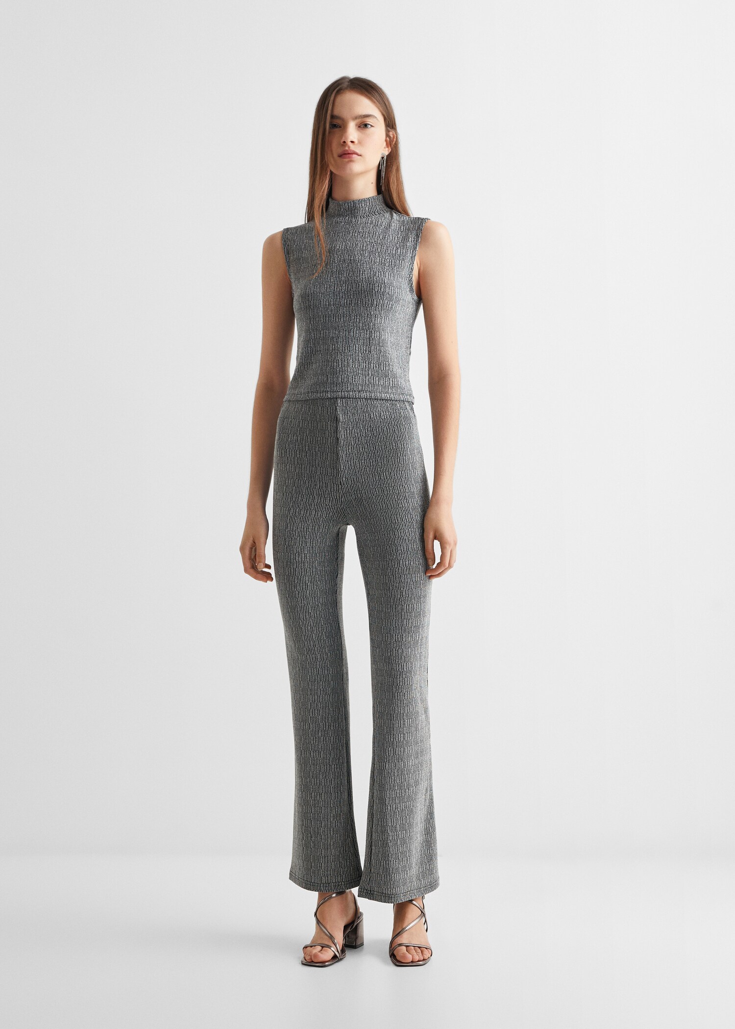 Glossed-effect leggings - General plane