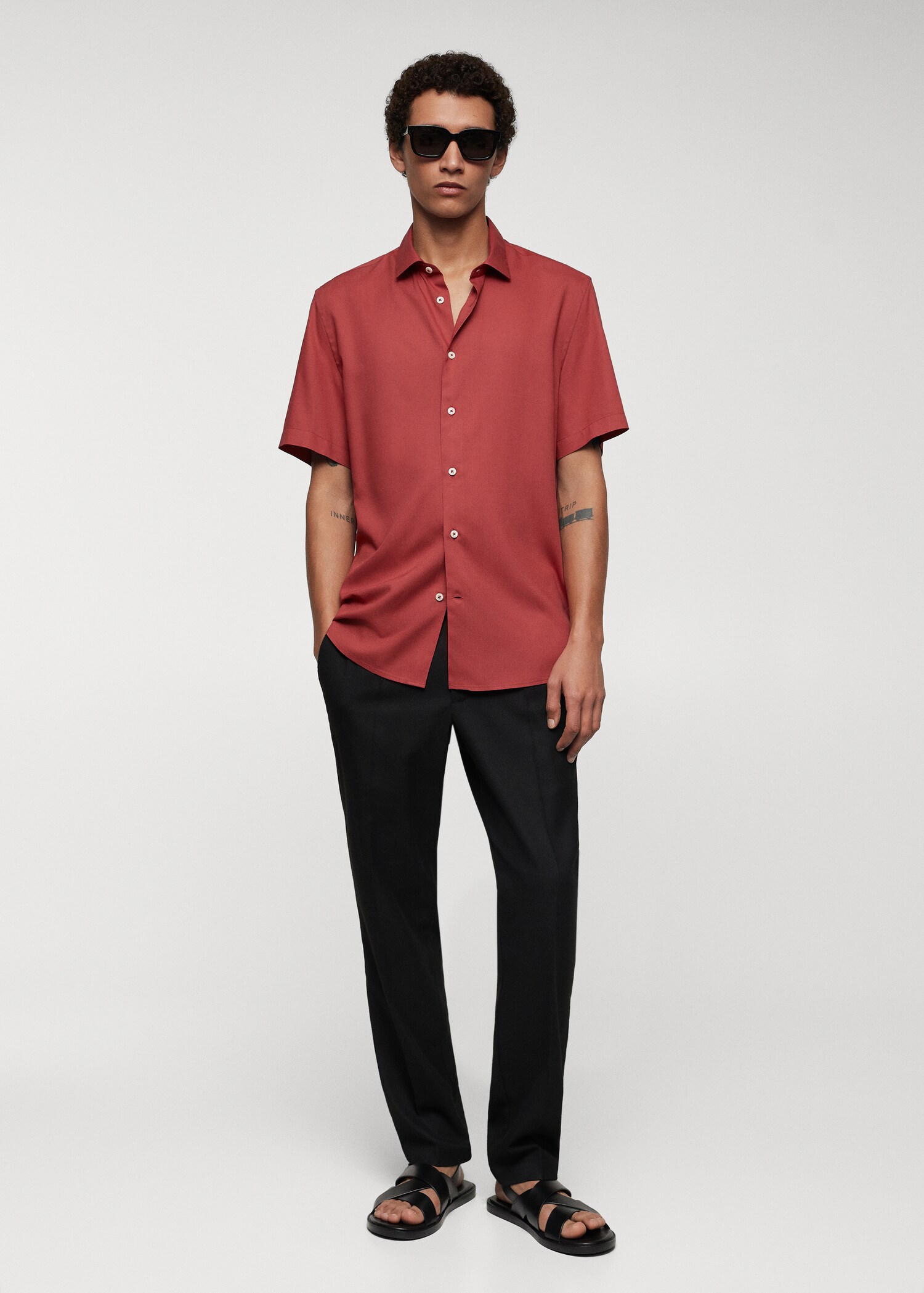 Eddie Bauer Chemise à Manches Courtes Voyager Flex pour Homme, Vert Herbe, S Eddie Bauer Chemise à Manches Courtes Voyager Flex pour Homme, Vert Herbe, S