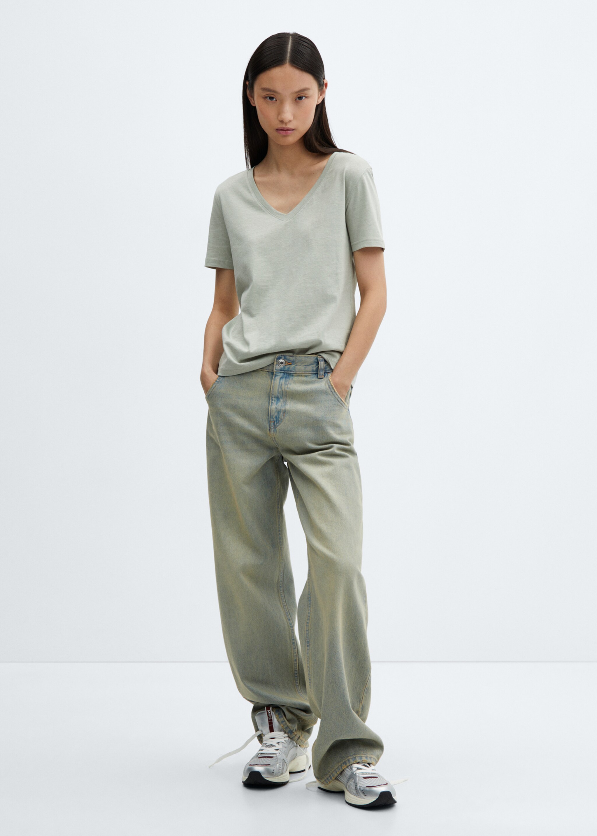 V-neck cotton T-shirt - General plane