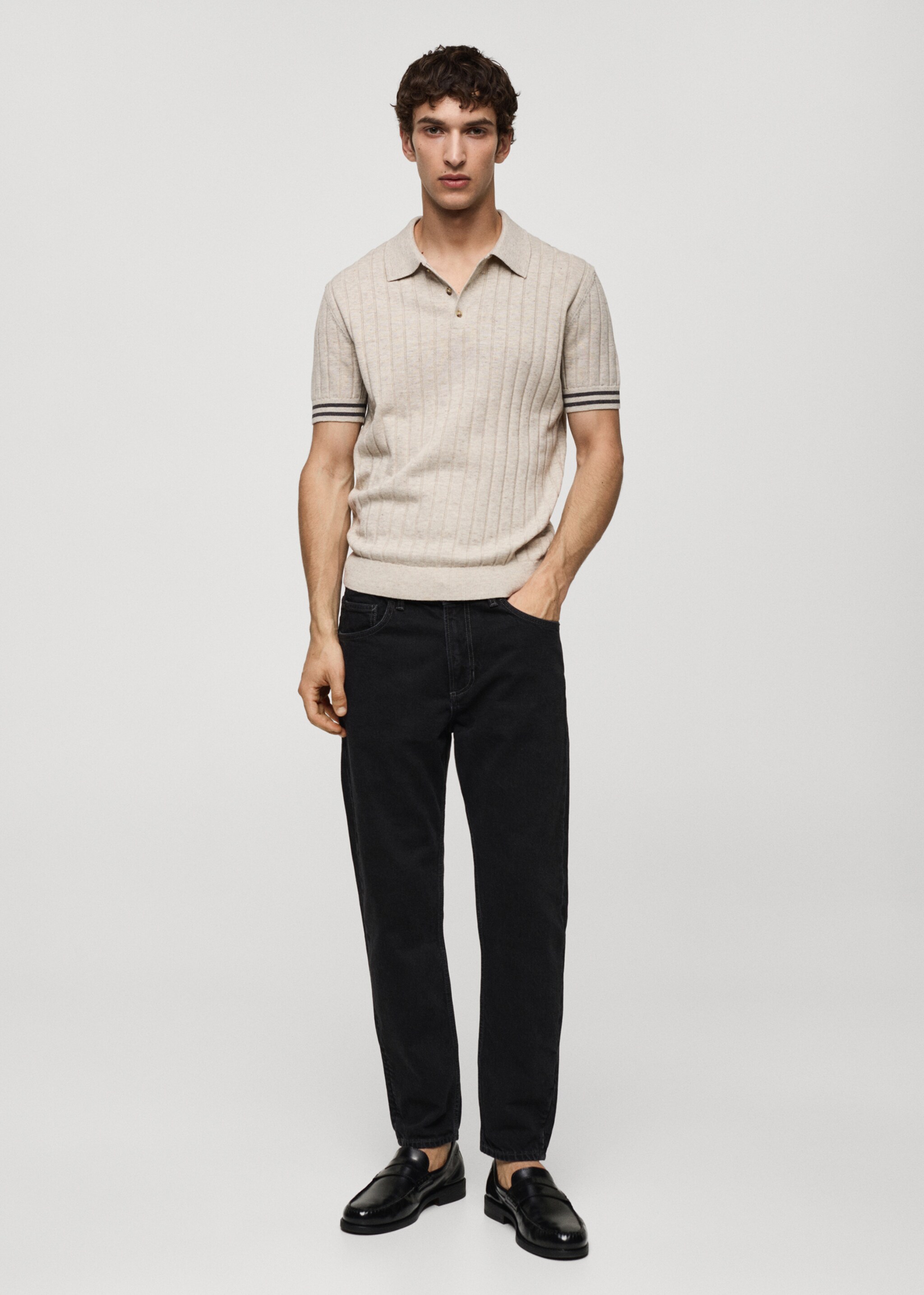 Tapered-fit jeans - General plane
