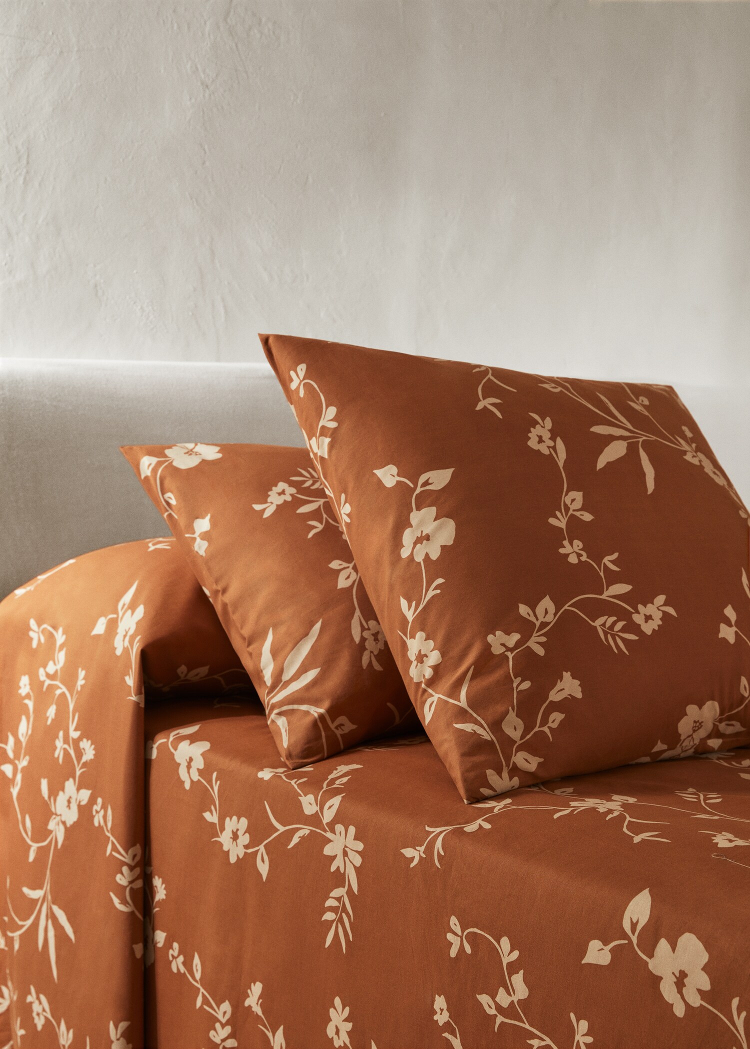 Large floral pillowcase 45x110cm - General plane