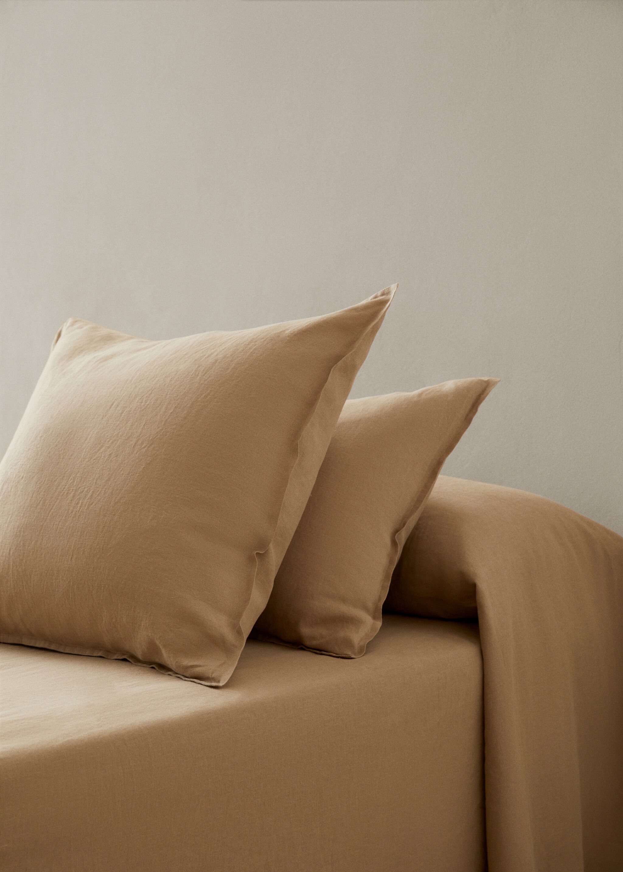 Linen pillowcase 50x75cm - General plane, Medium Brown. Ref: 67014061-00.