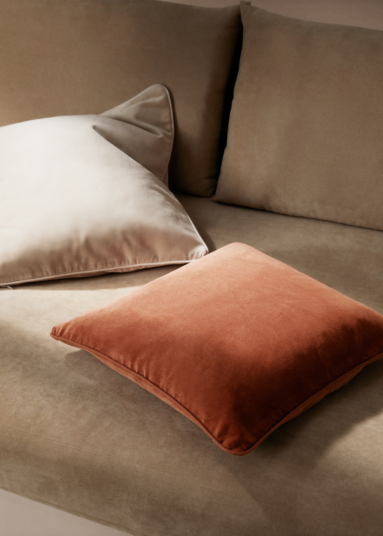 Velvet cushion cover 45x45cm - General plane
