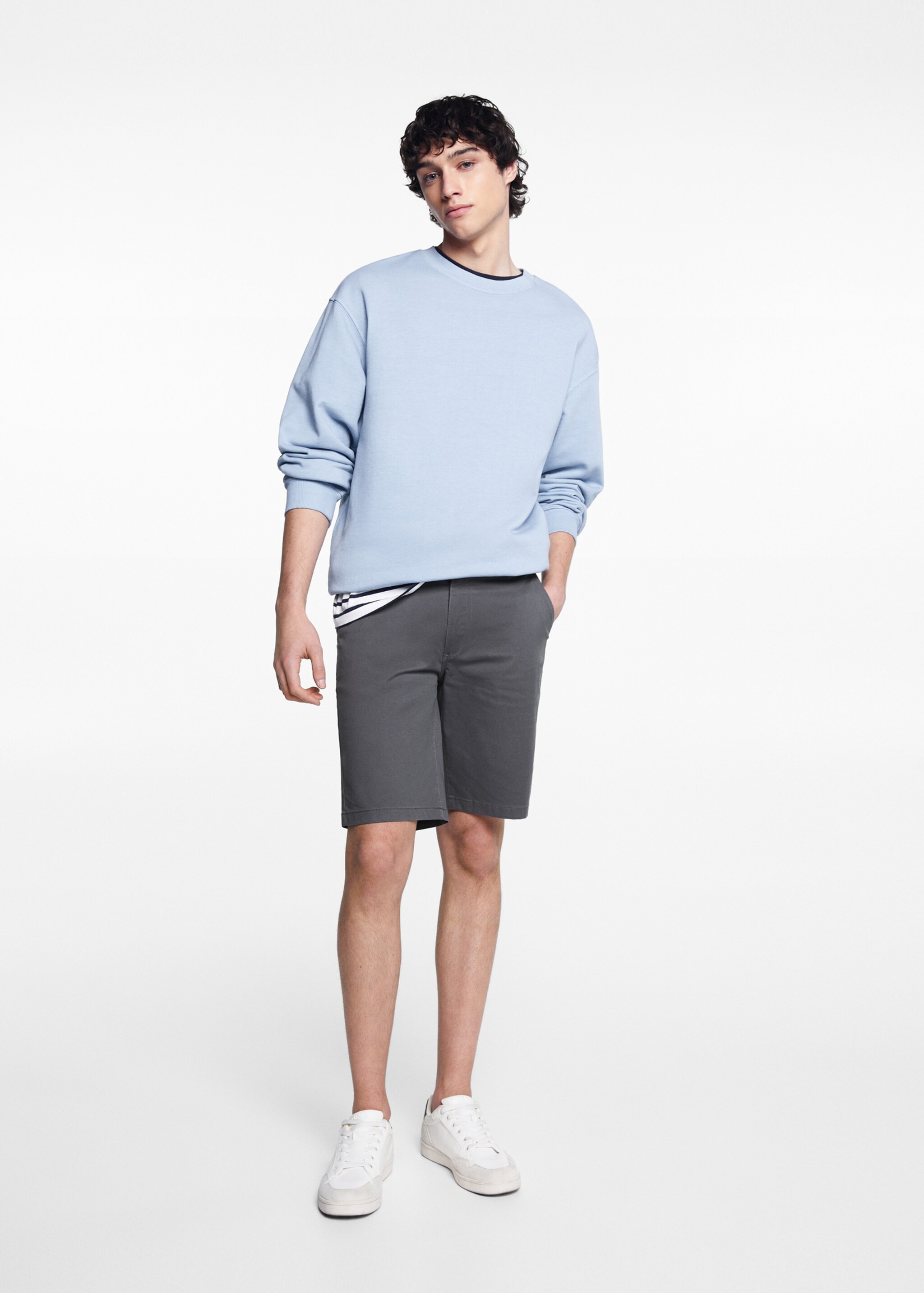 Katoenen slim-fit bermuda - Overzichtstekening