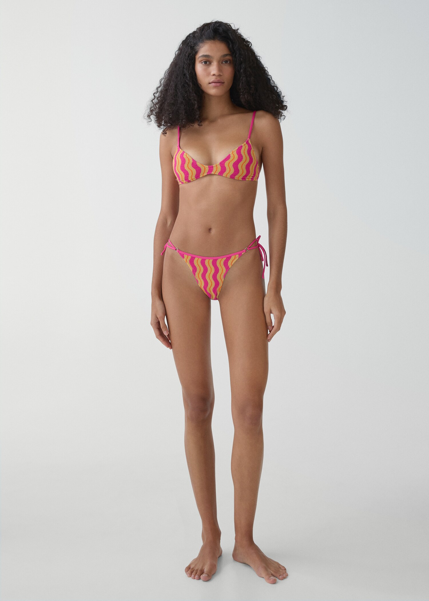 Gemustertes Bikini-Top - Allgemeine Ansicht