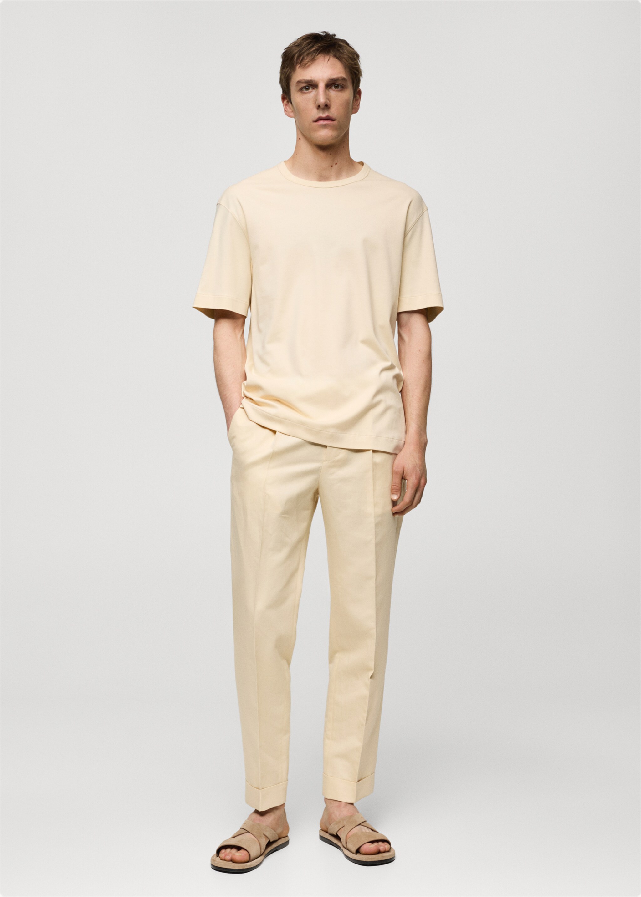 Koszulka slim fit z 100% bawełny - Plan ogólny, Waniliowy. Ref: 67017937-00.
