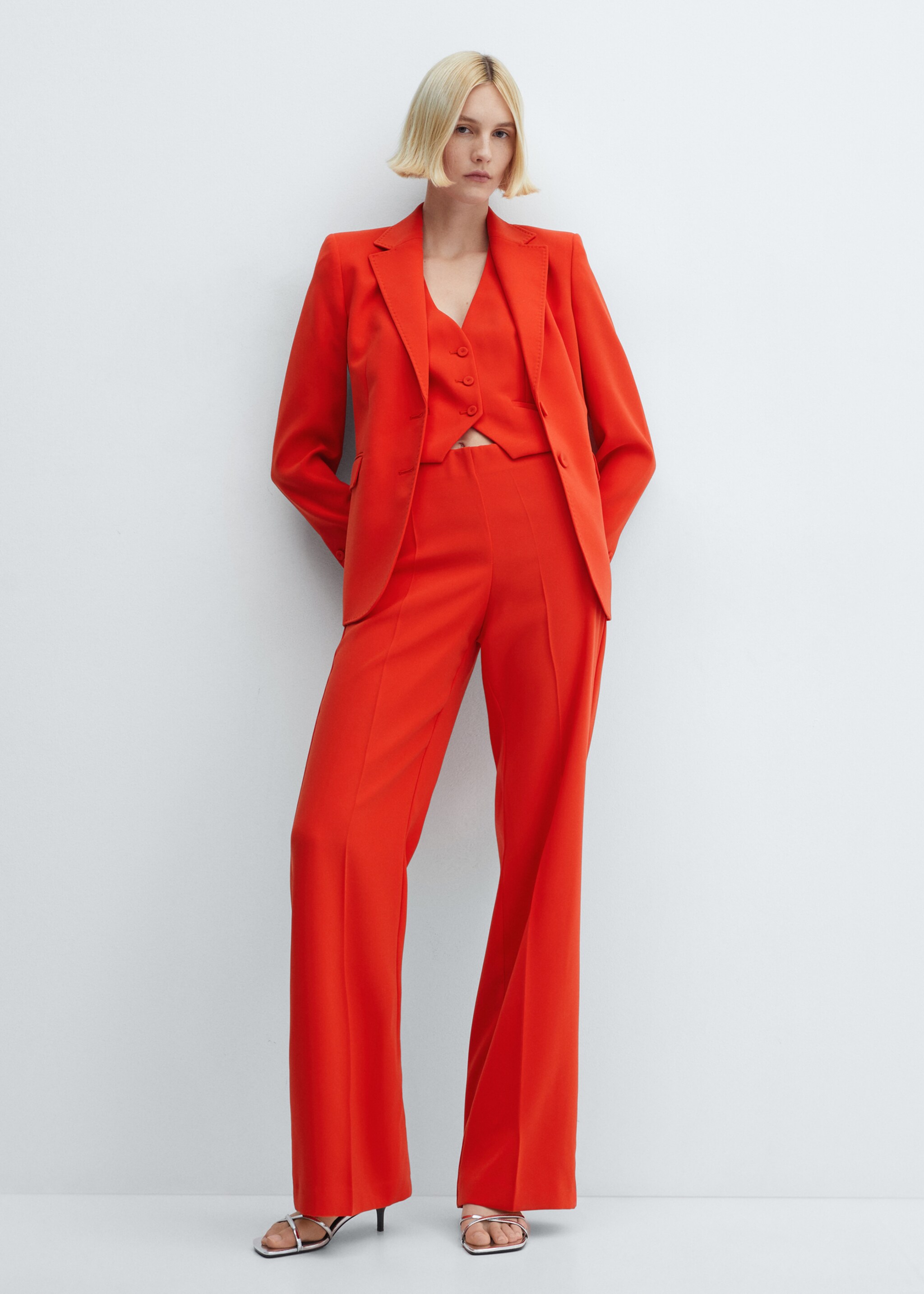 Wideleg-Hose mit Gürtel - Allgemeine Ansicht