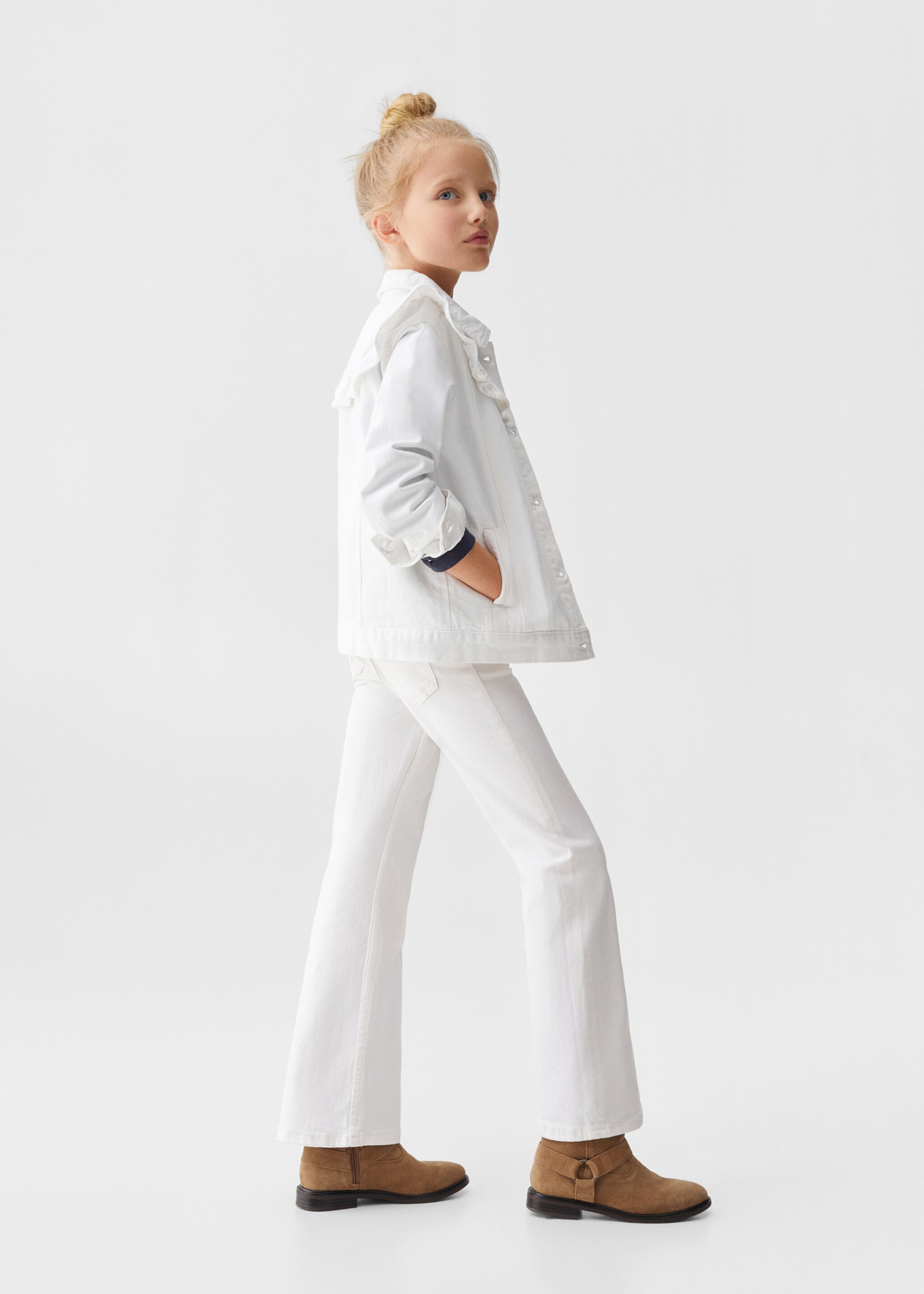 Jeans flare botones - Plano general