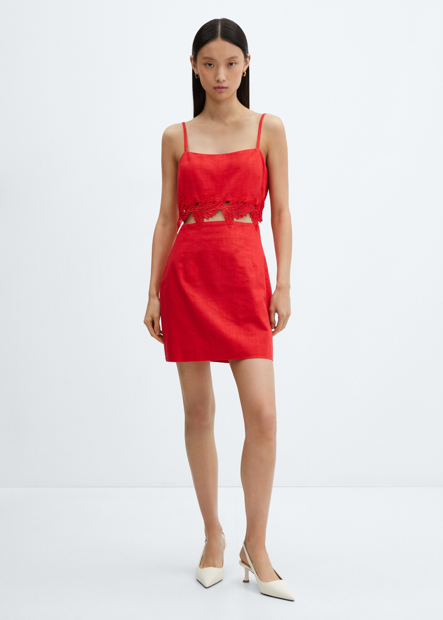 Embroidered short dress - General plane