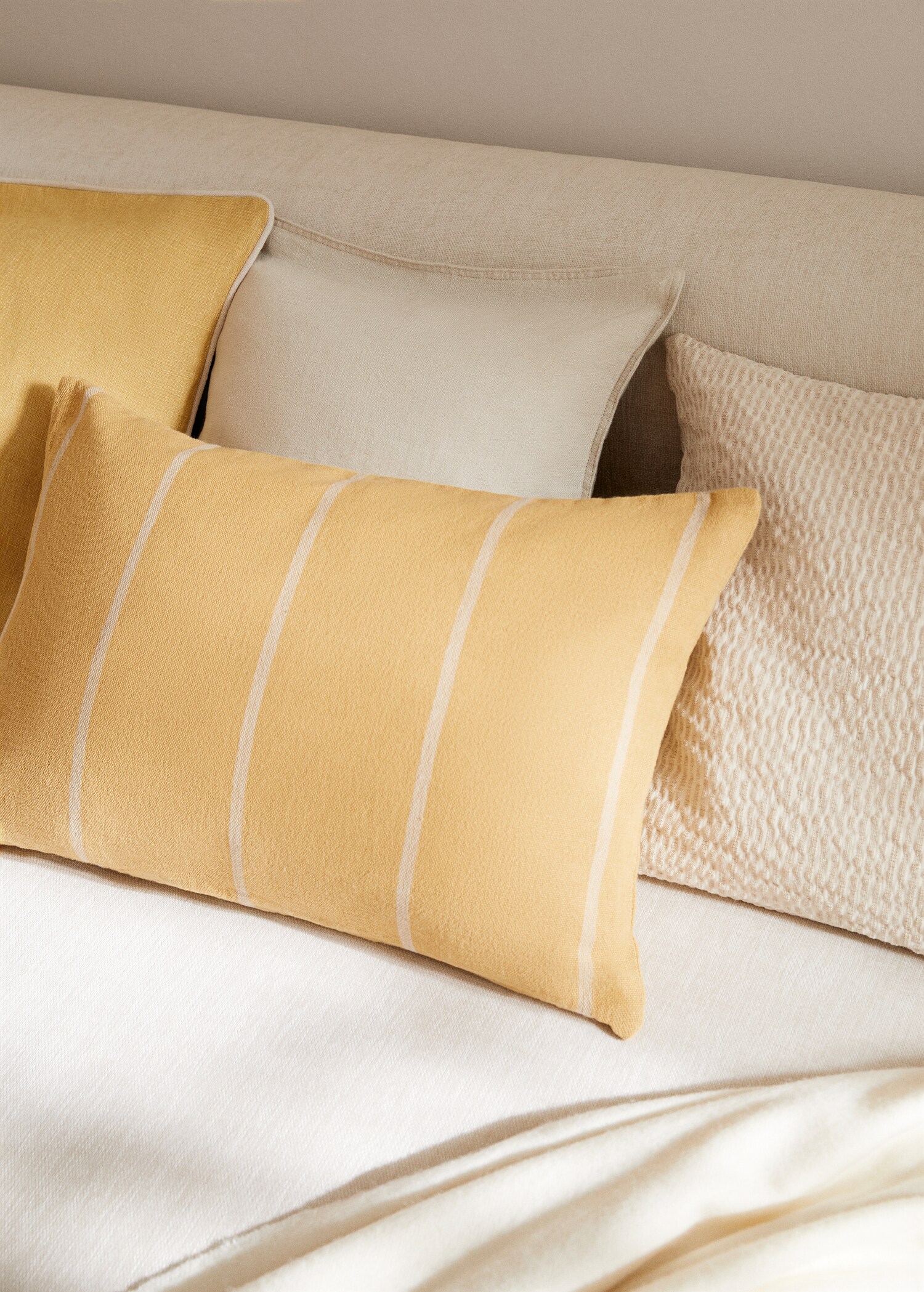 Striped cotton and linen cushion cover 40x60cm - General plane