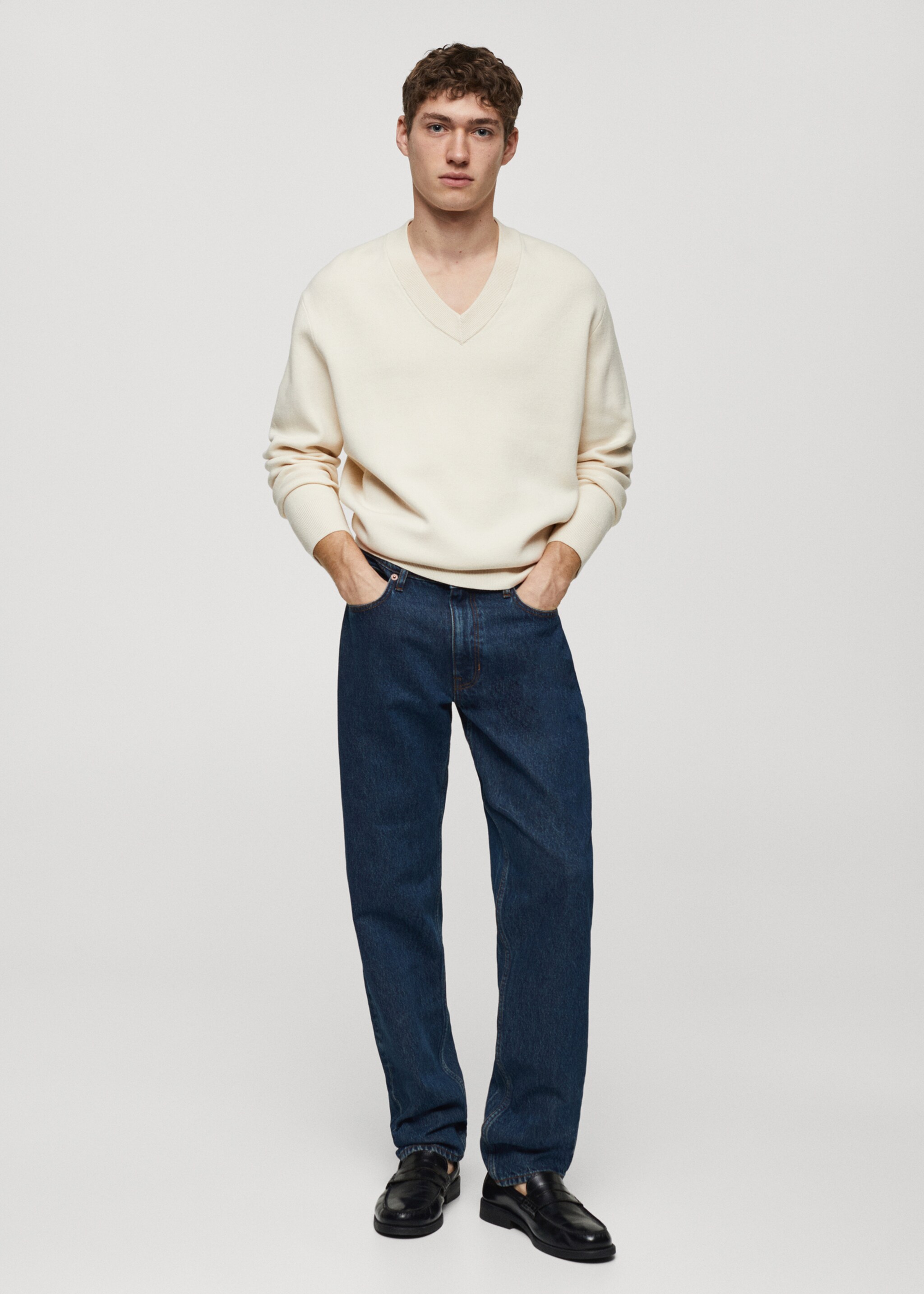 Straight-Fit-Jeans mit dunkler Waschung - Allgemeine Ansicht