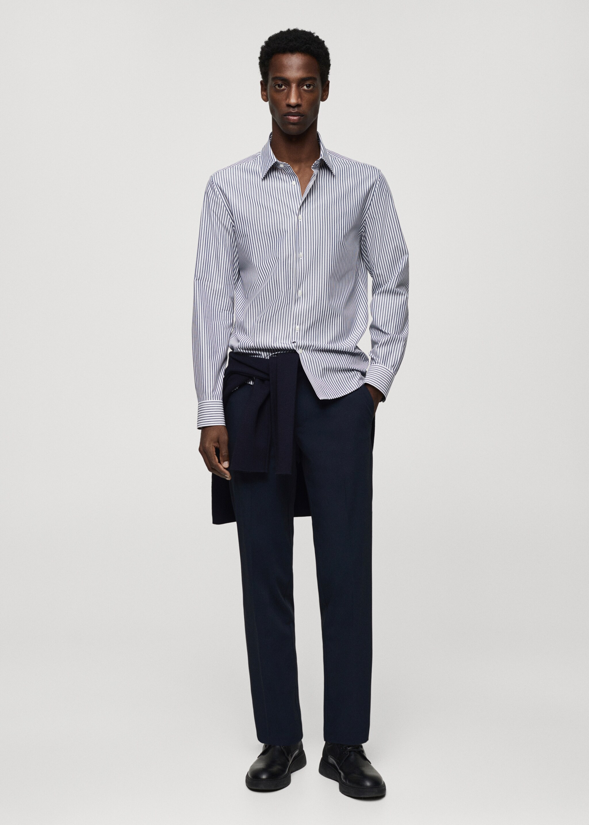 Slim-Fit-Streifenhemd aus Coolmax® - Allgemeine Ansicht