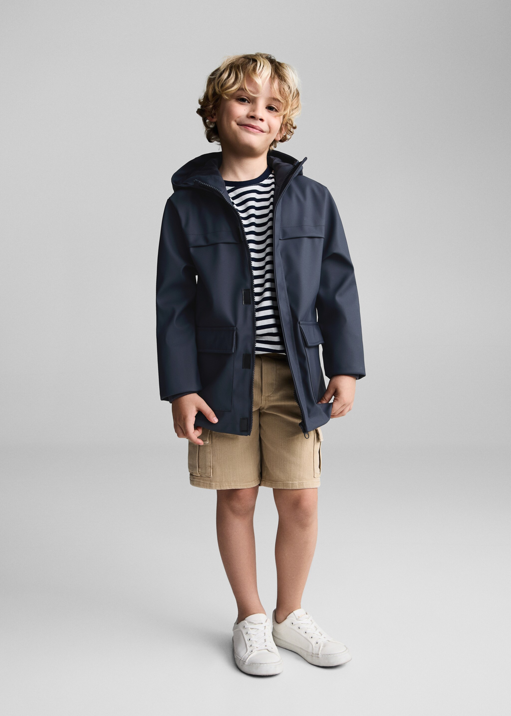 Hooded parka with pocket - General plane, Blue. Ref: 67024781-00.