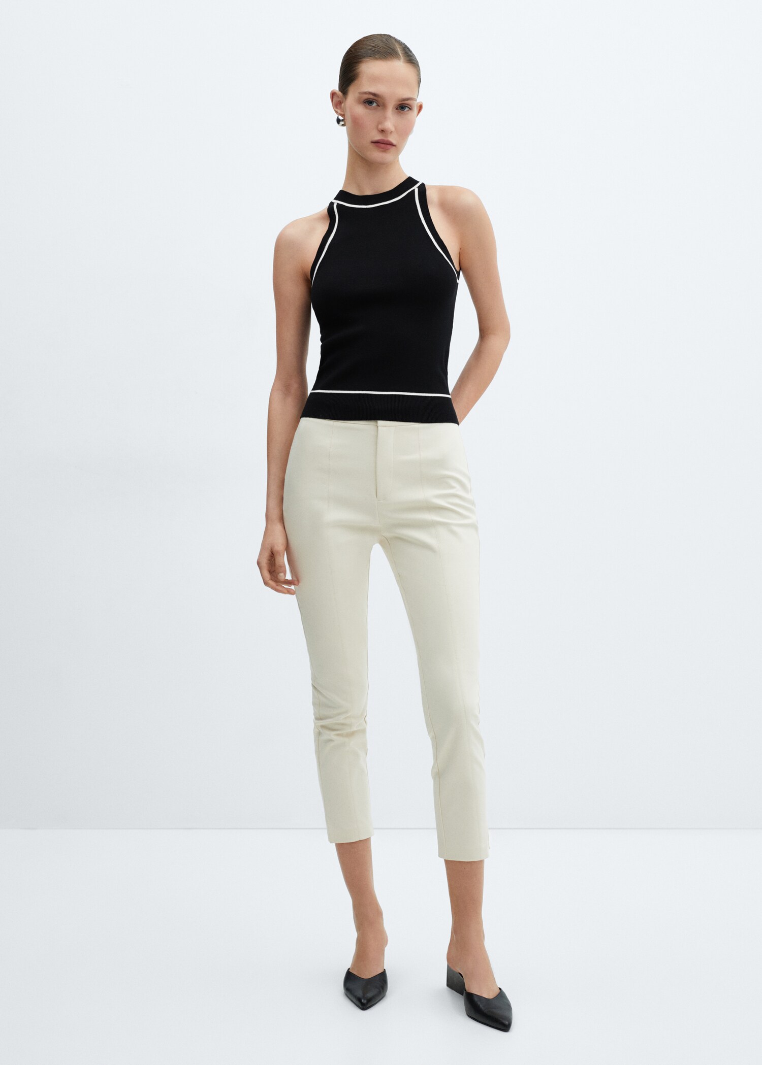 Contrast trim top - General plane