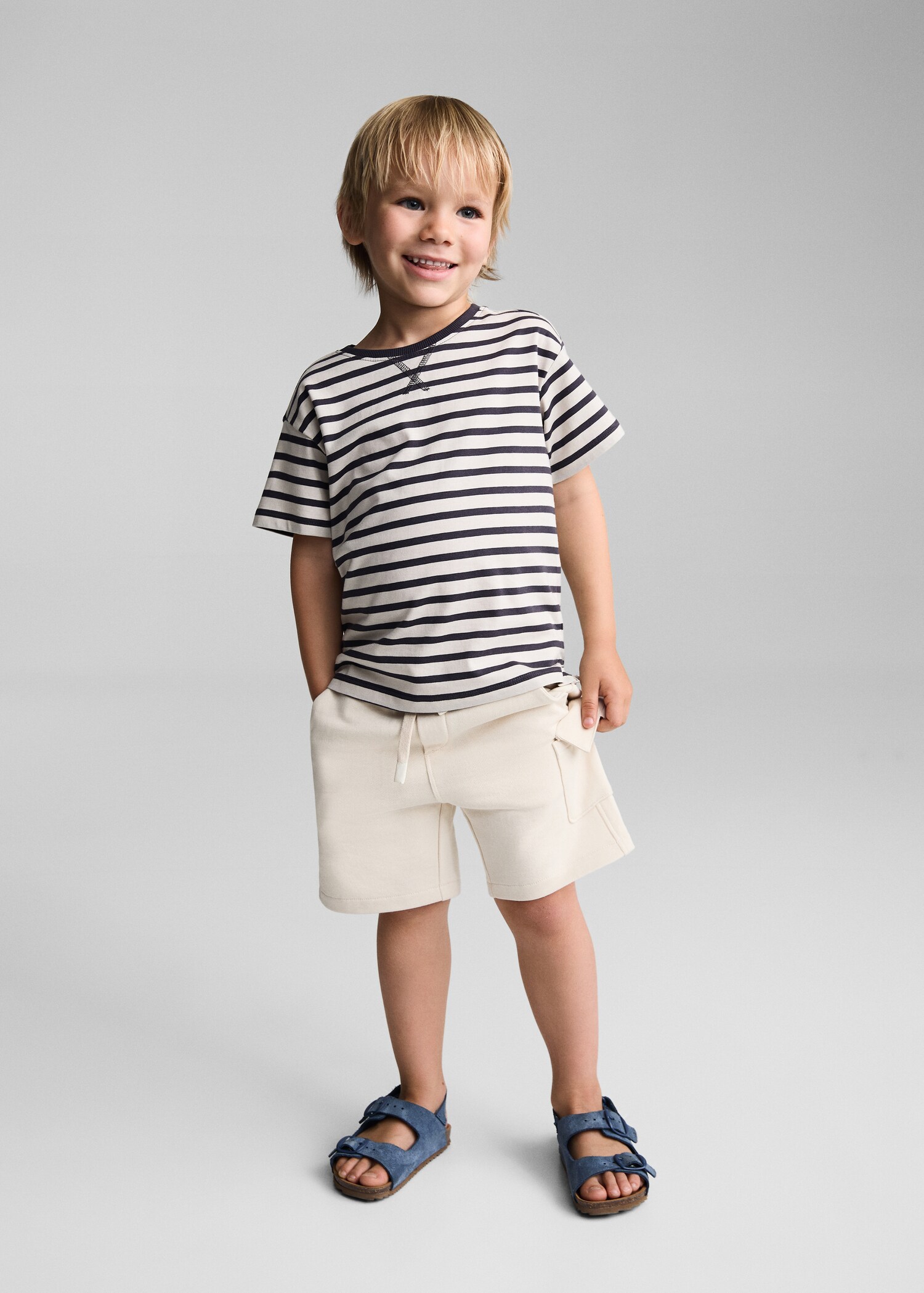 Cargo Bermuda shorts - General plane