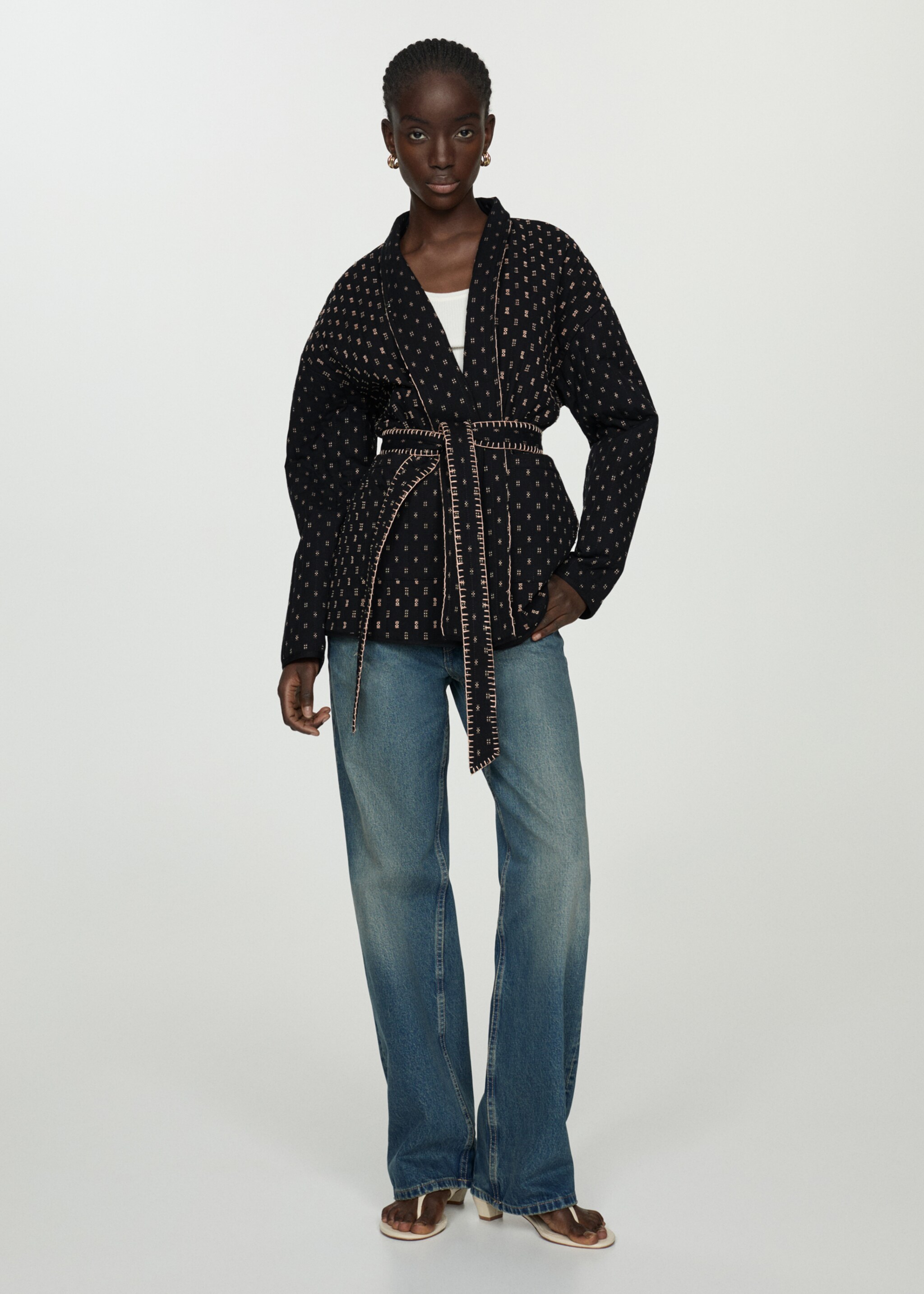 Steppjacke mit Stickdetails - Allgemeine Ansicht