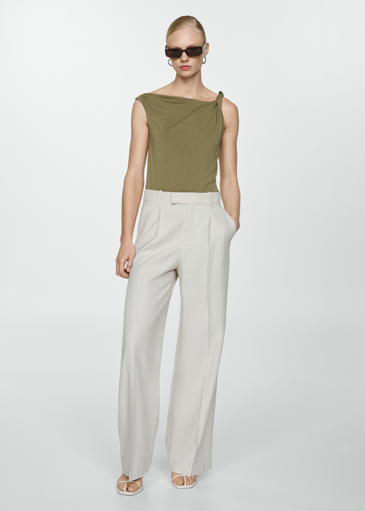 Draped detail top - General plane