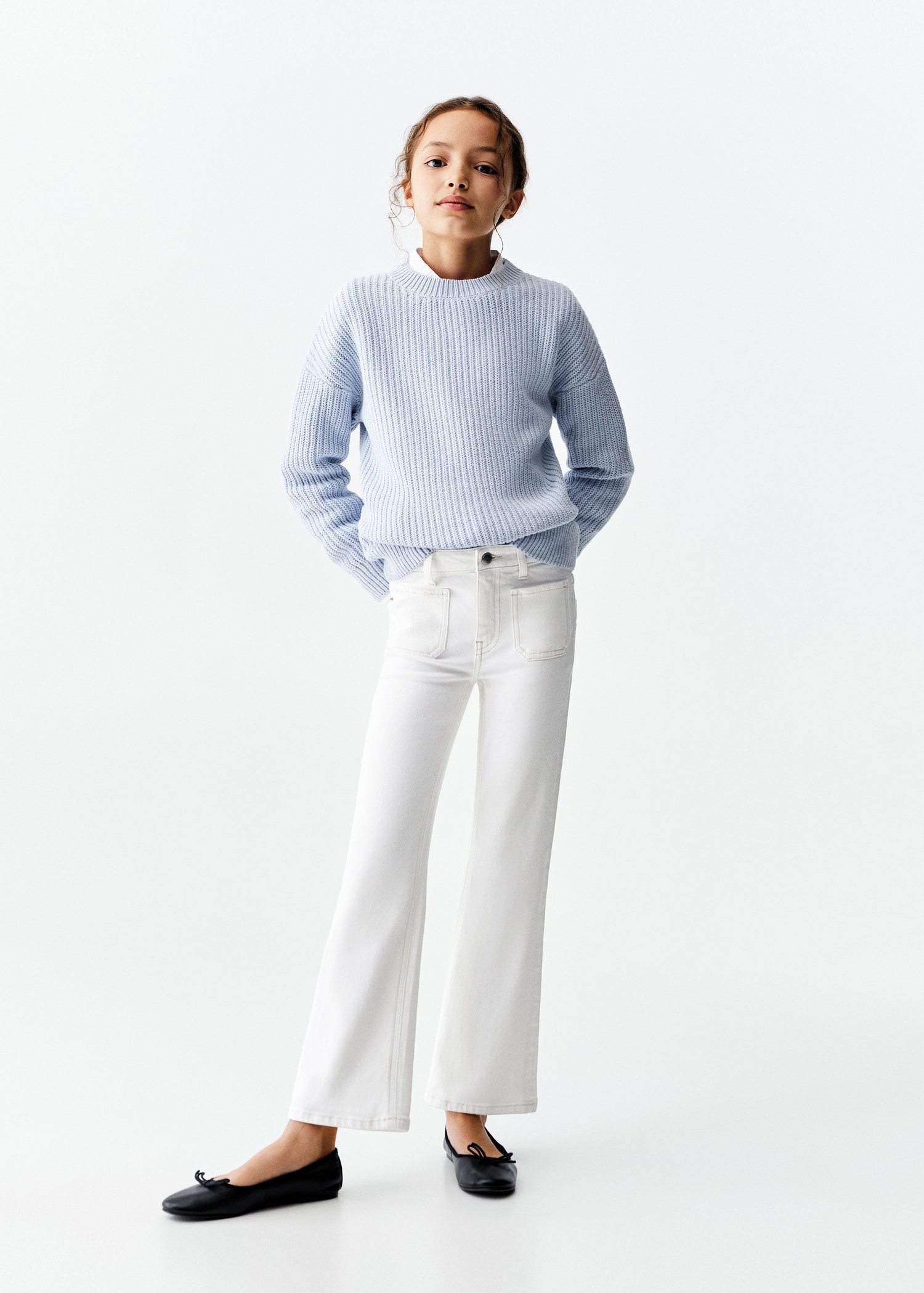 Jeans flare bolsillos - Plano general
