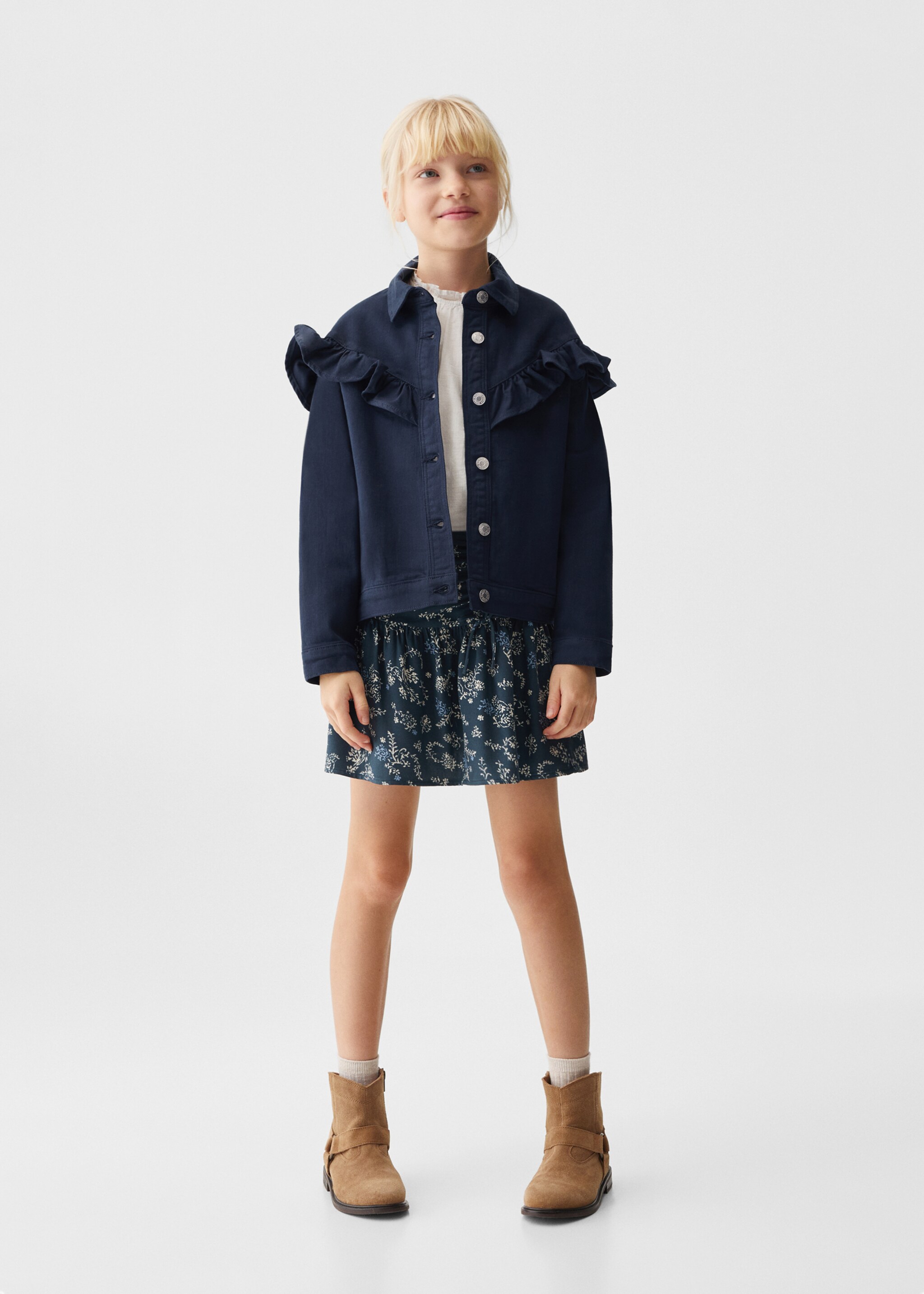 Ruffled jacket - General plane