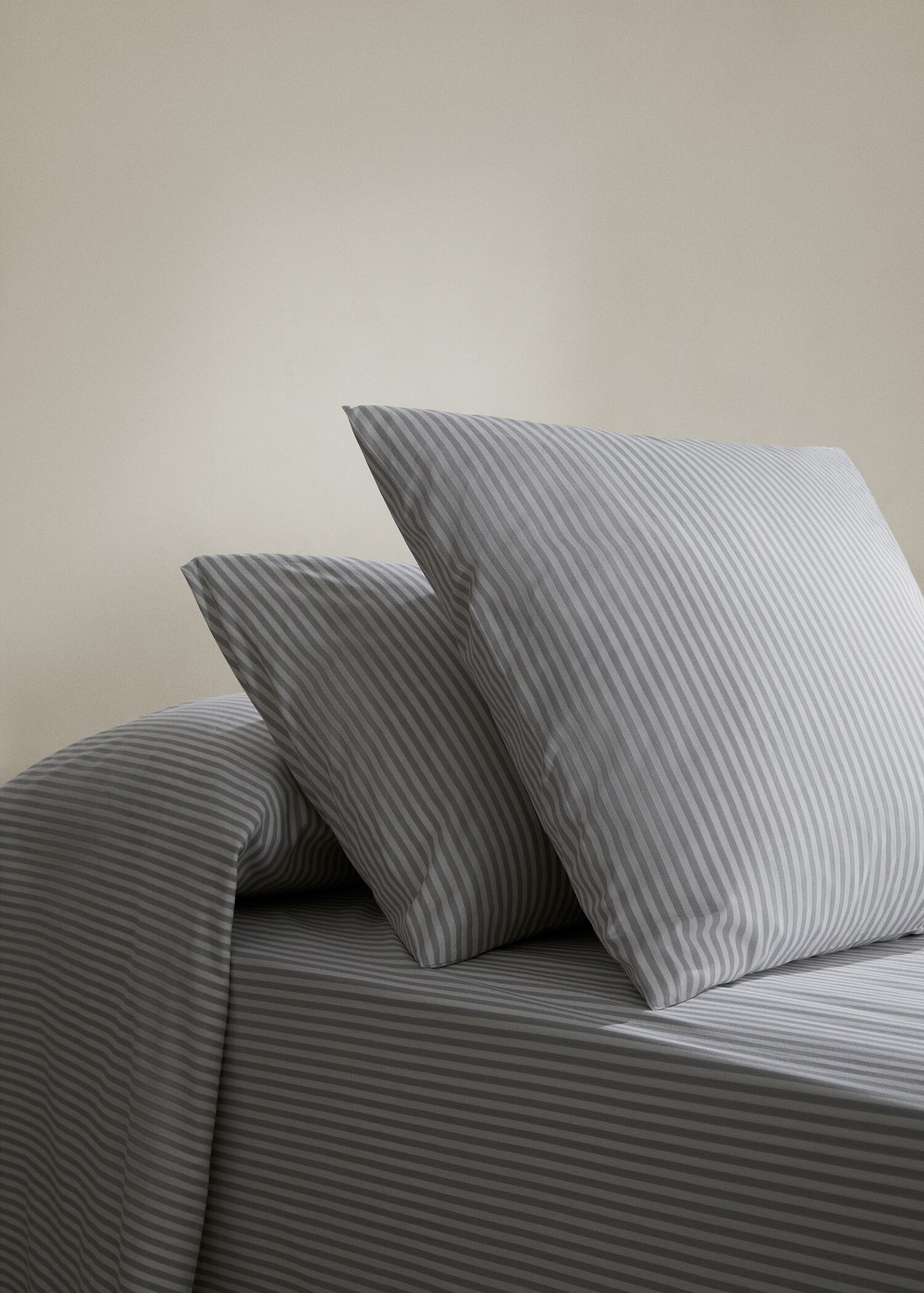 Strips cotton pillowcase 50X75cm - General plane